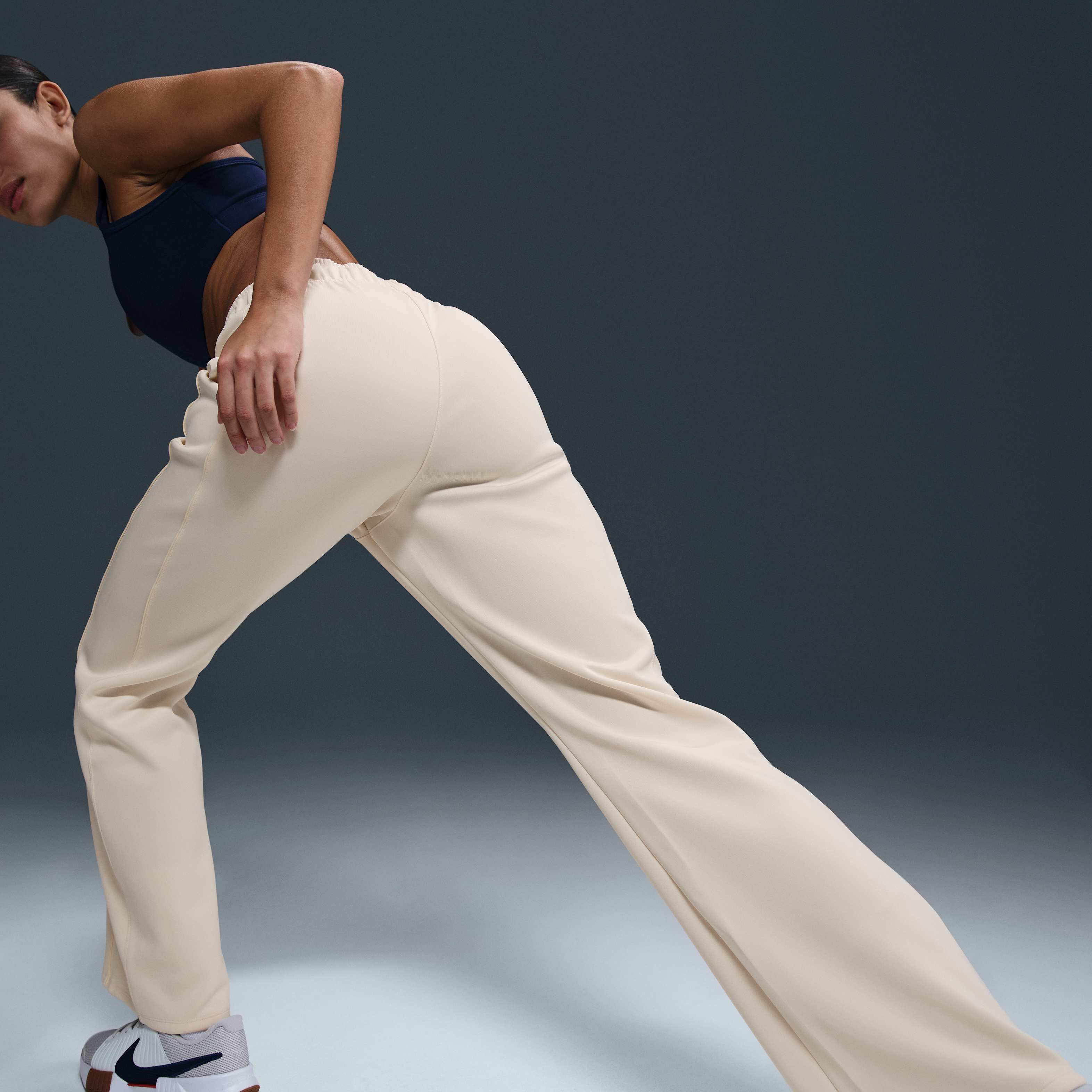 NikeCourt Heritage Windrunner image number 2