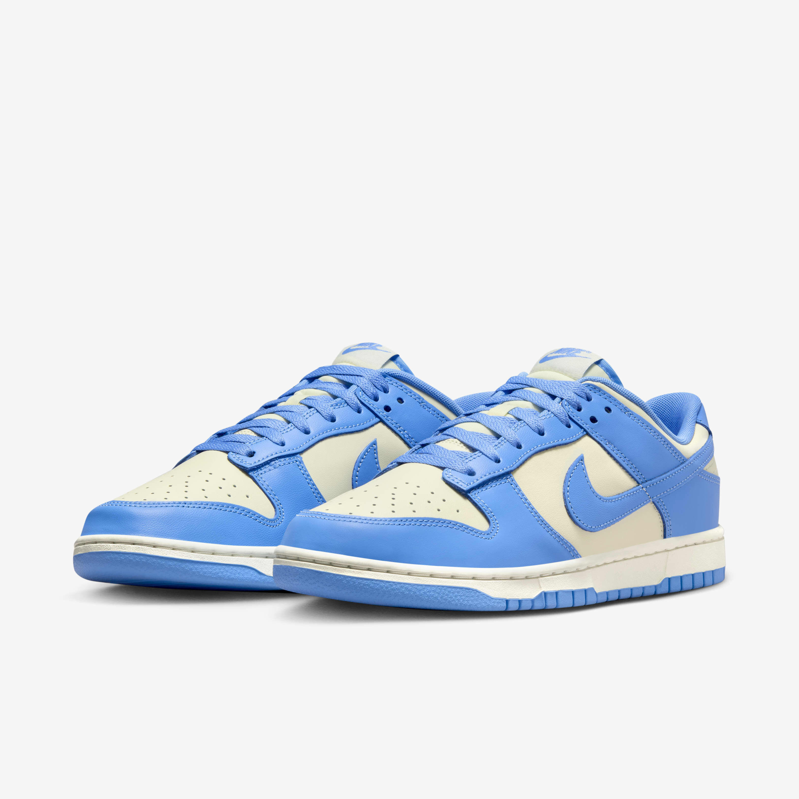 Nike Dunk Low Retro image number 4