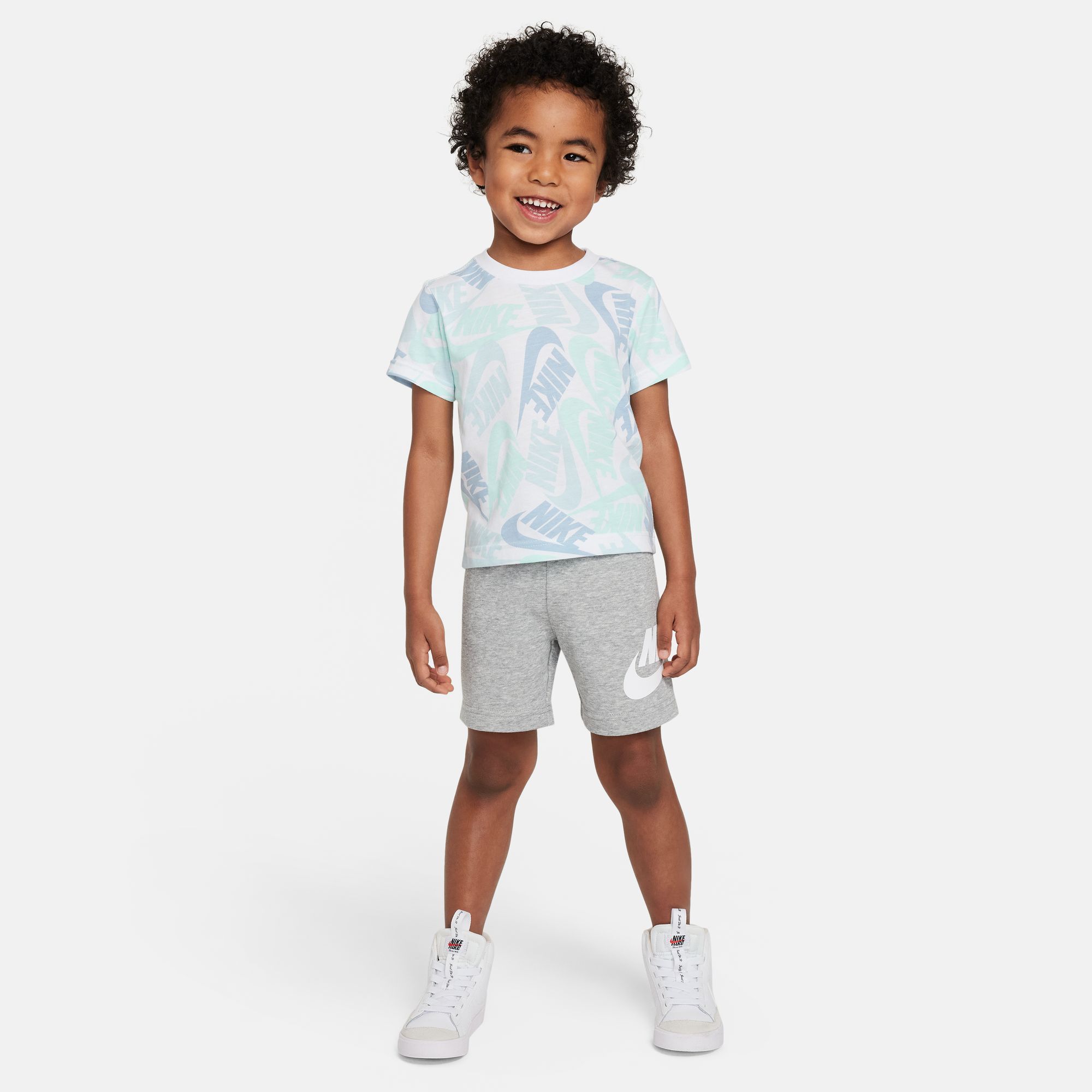 نايكي سبورتسوير image number 0