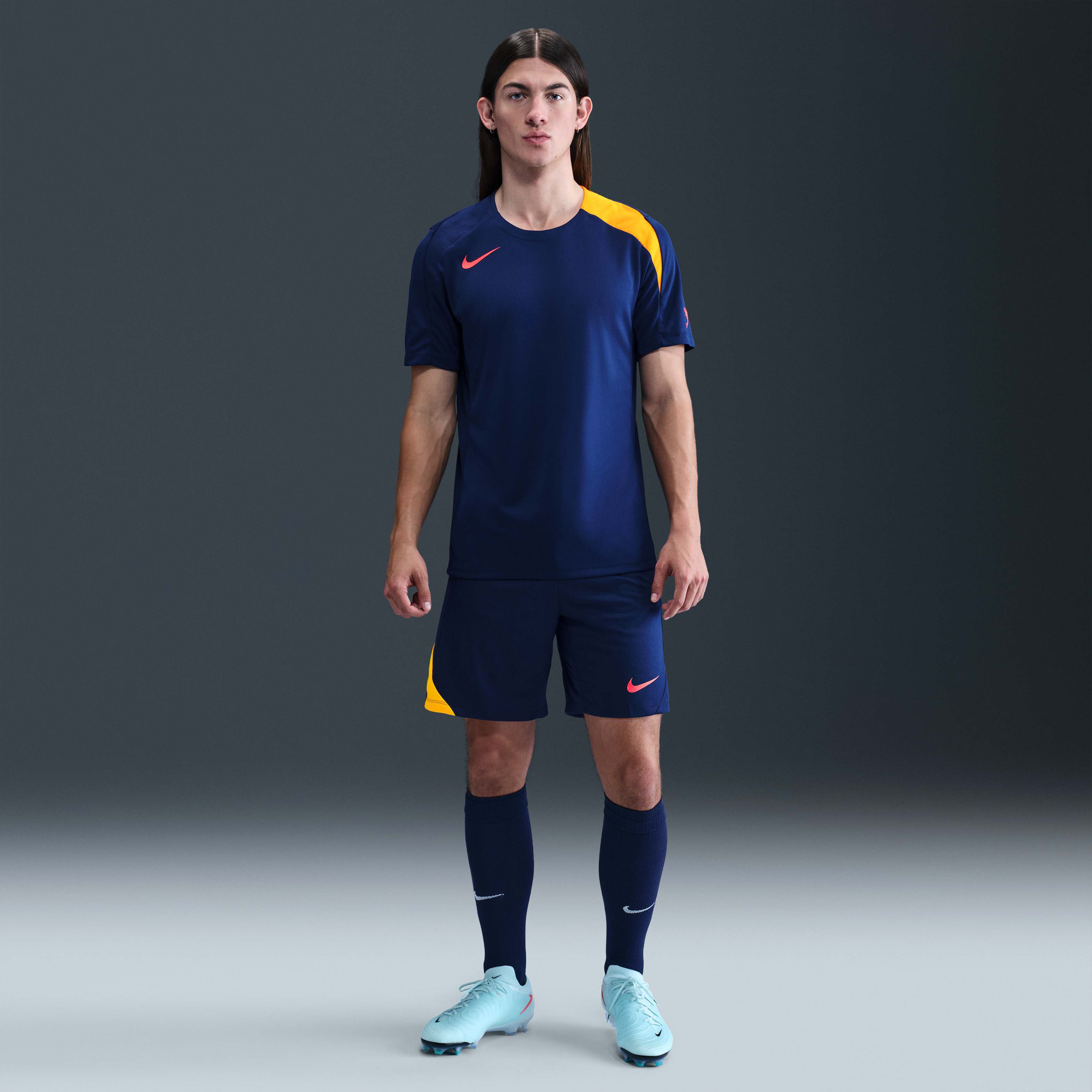 Nike Strike image number 3
