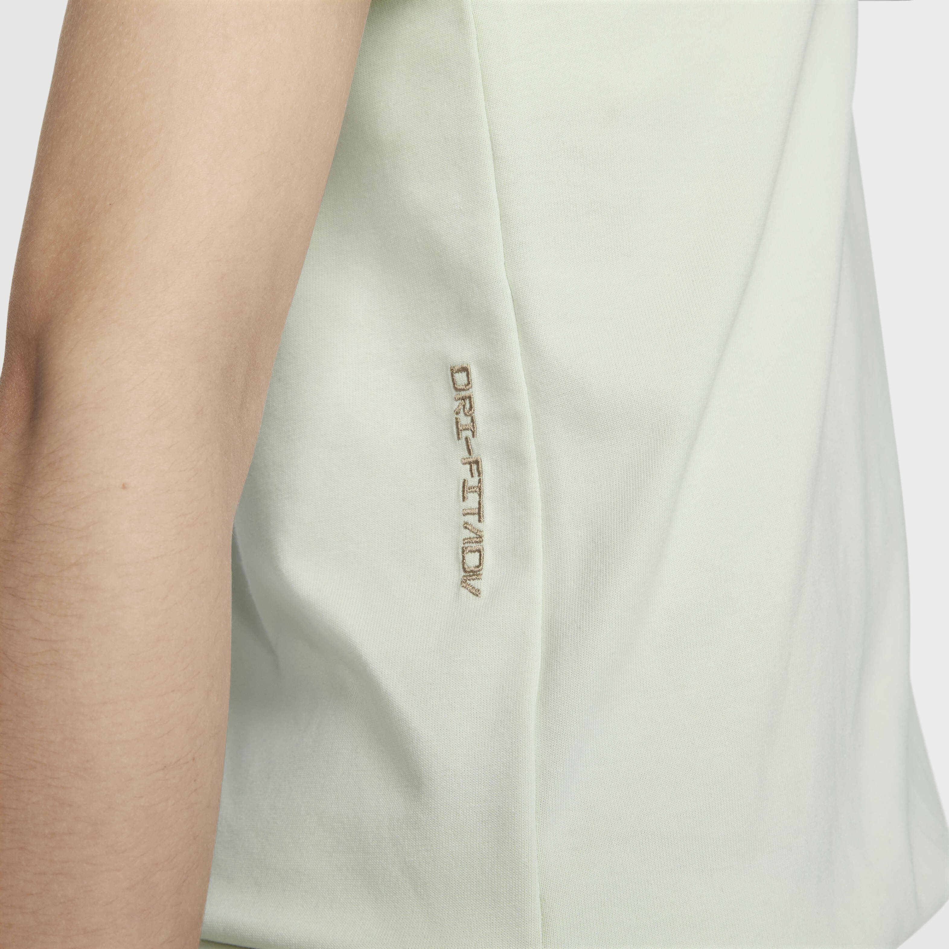 نايكي سبورتسوير تك باك image number 4