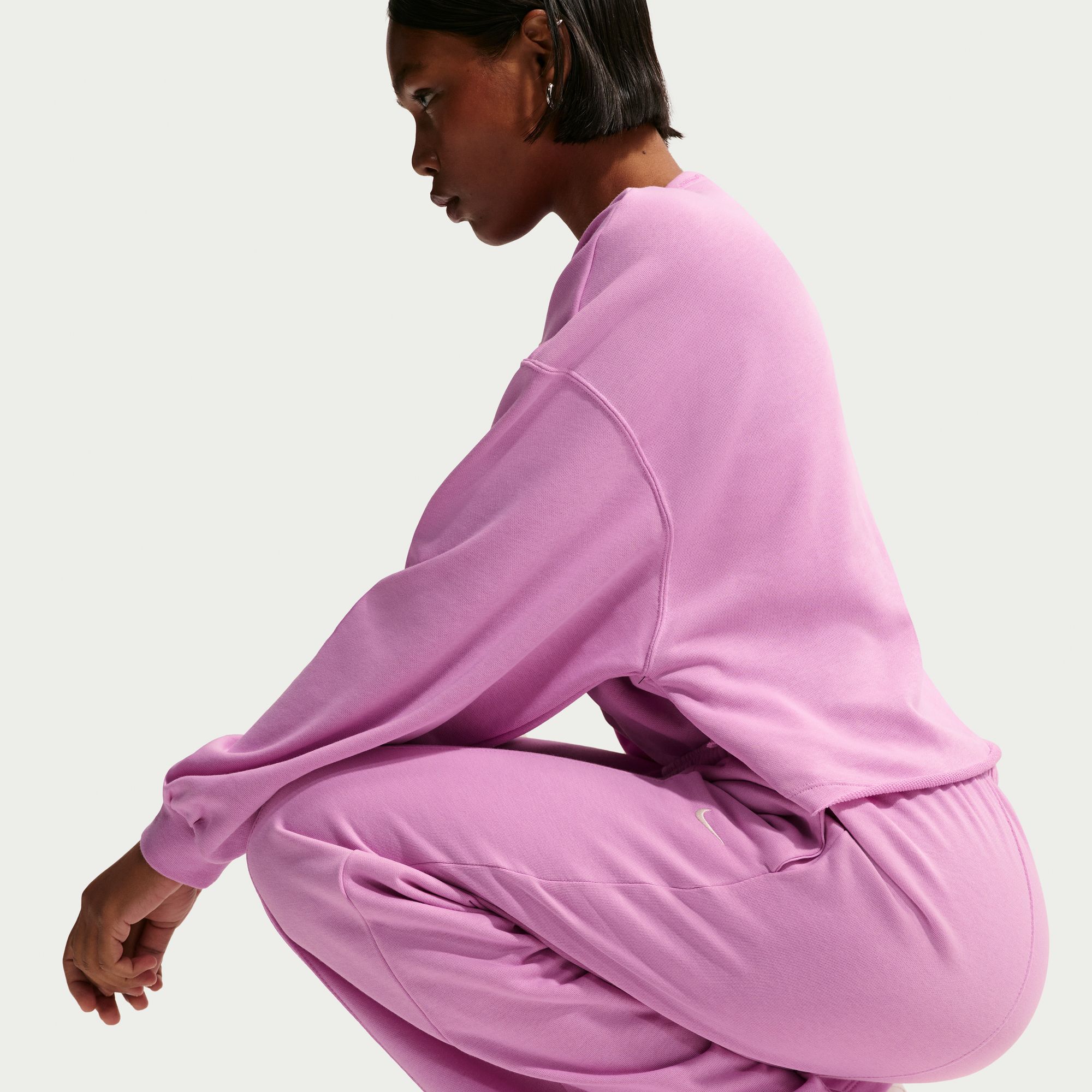 Nike Sportswear Chill Terry image number 4