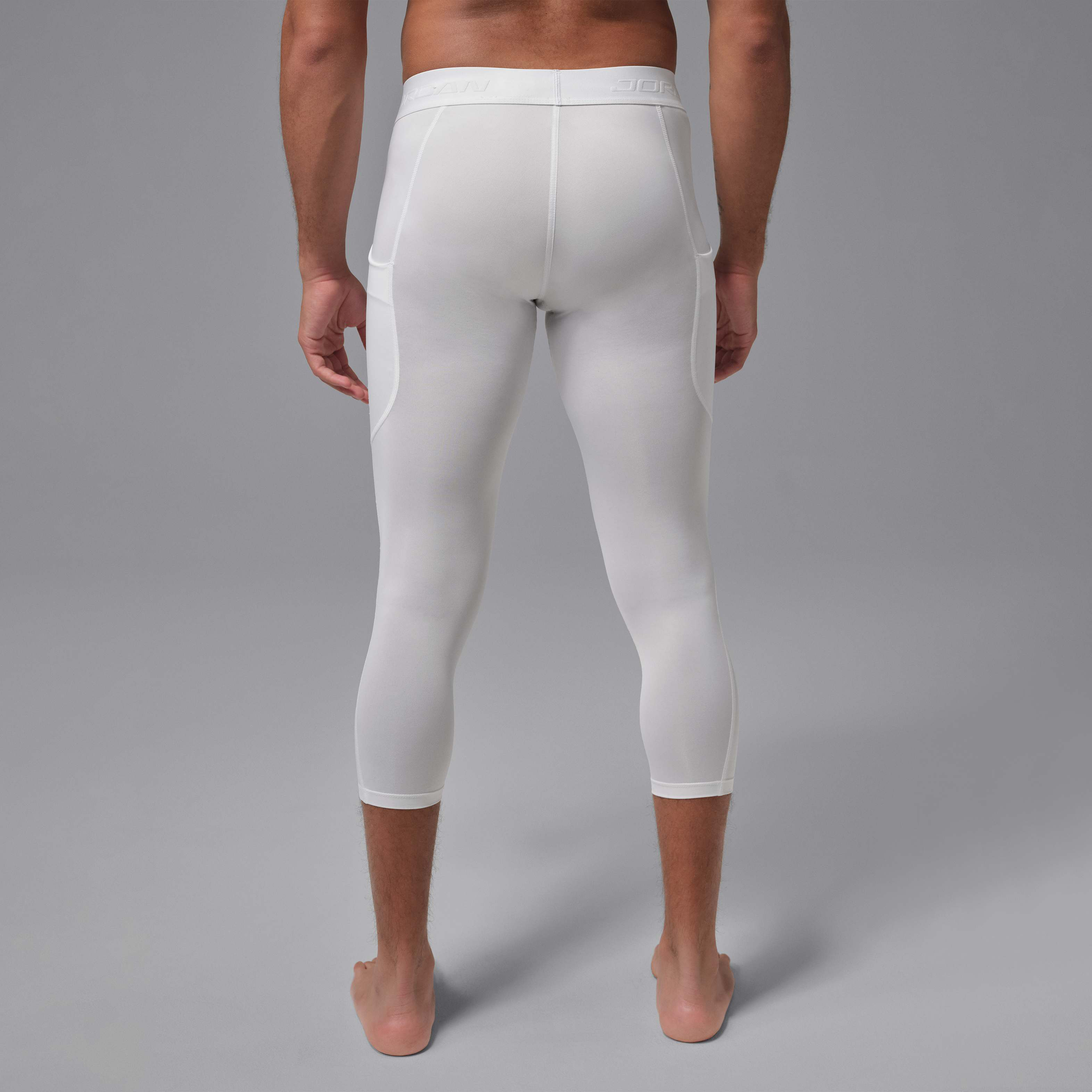 جوردن سبورت اسينشالز image number 1