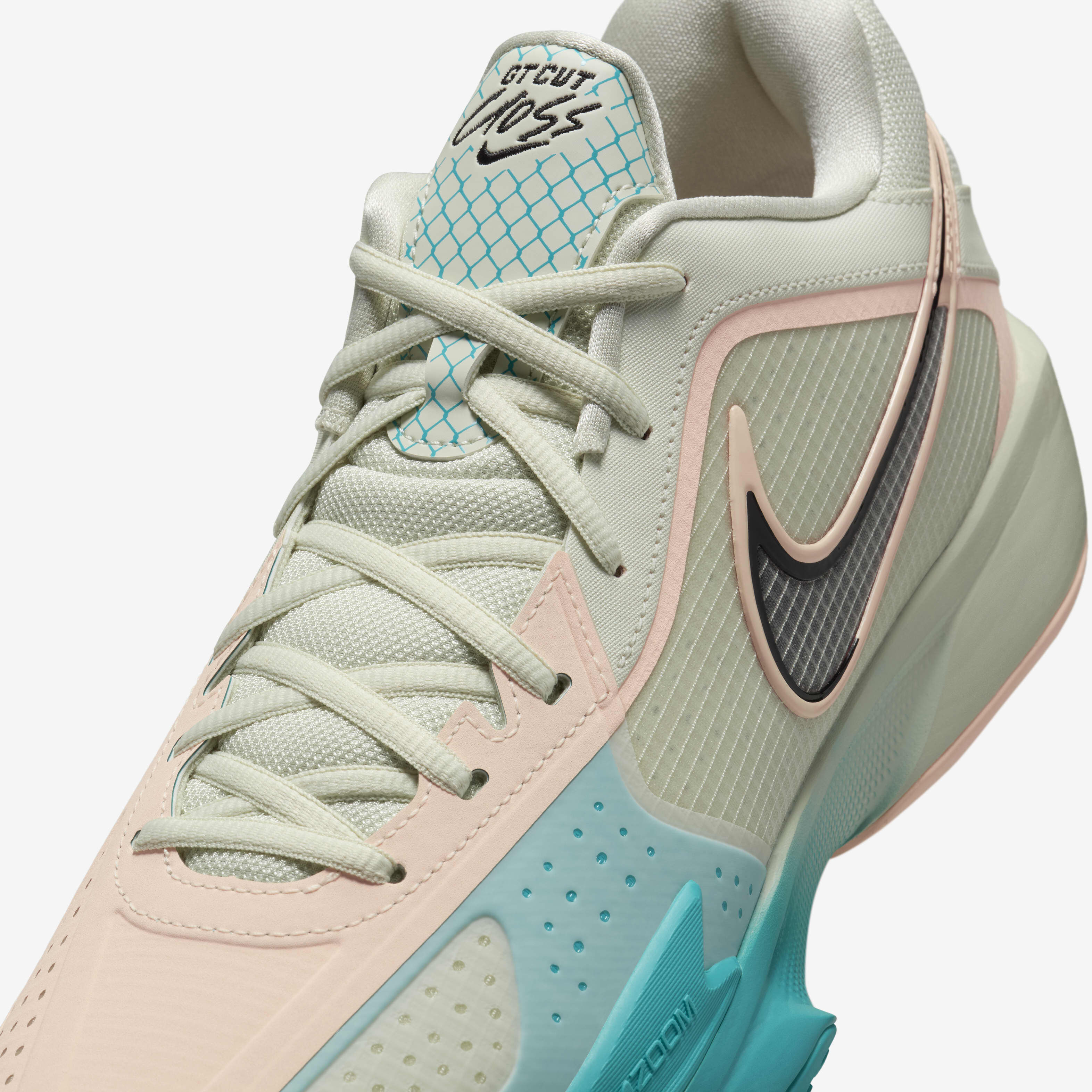 نايكي جي تي كت كروس image number 6