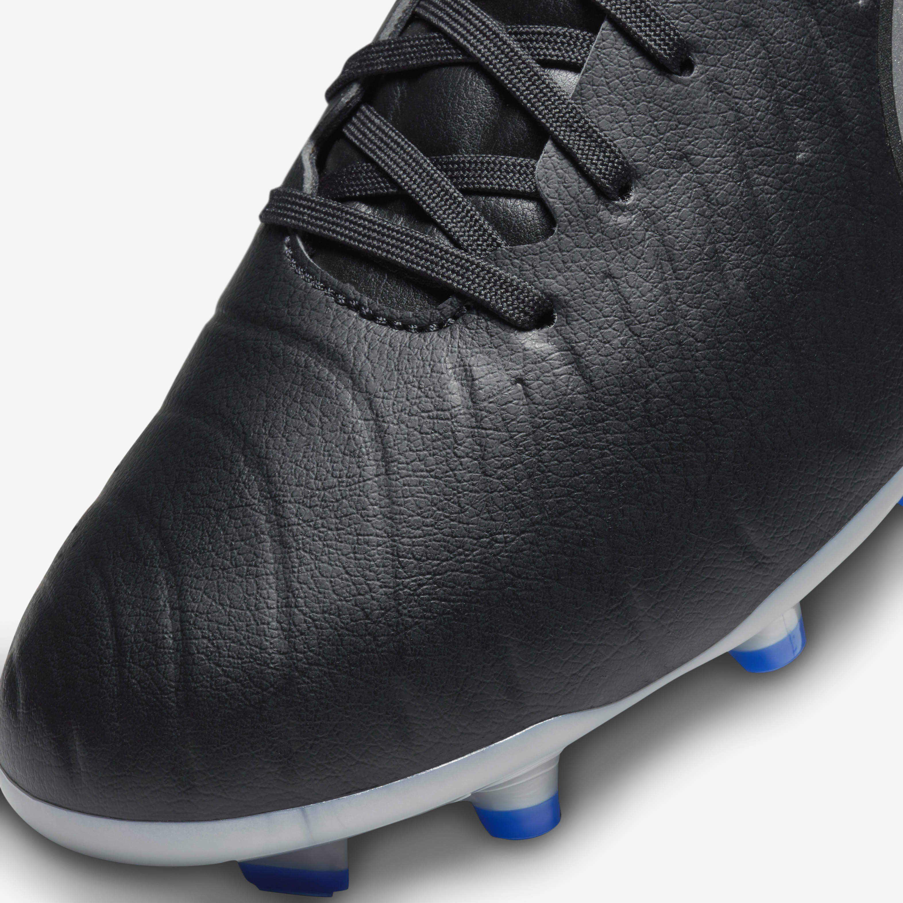 Nike tiempo black leather hot sale