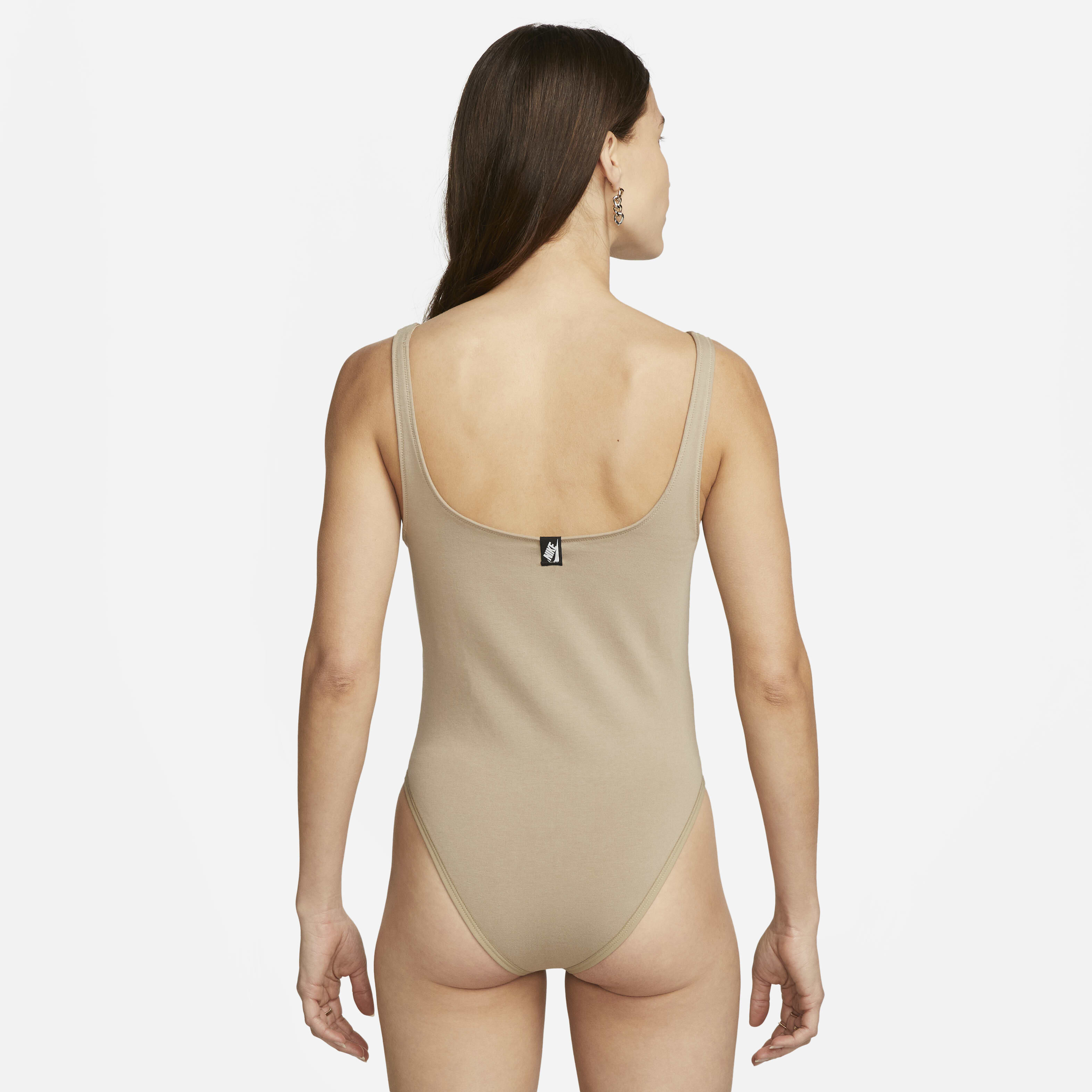 نايكي سبورتسوير image number 1