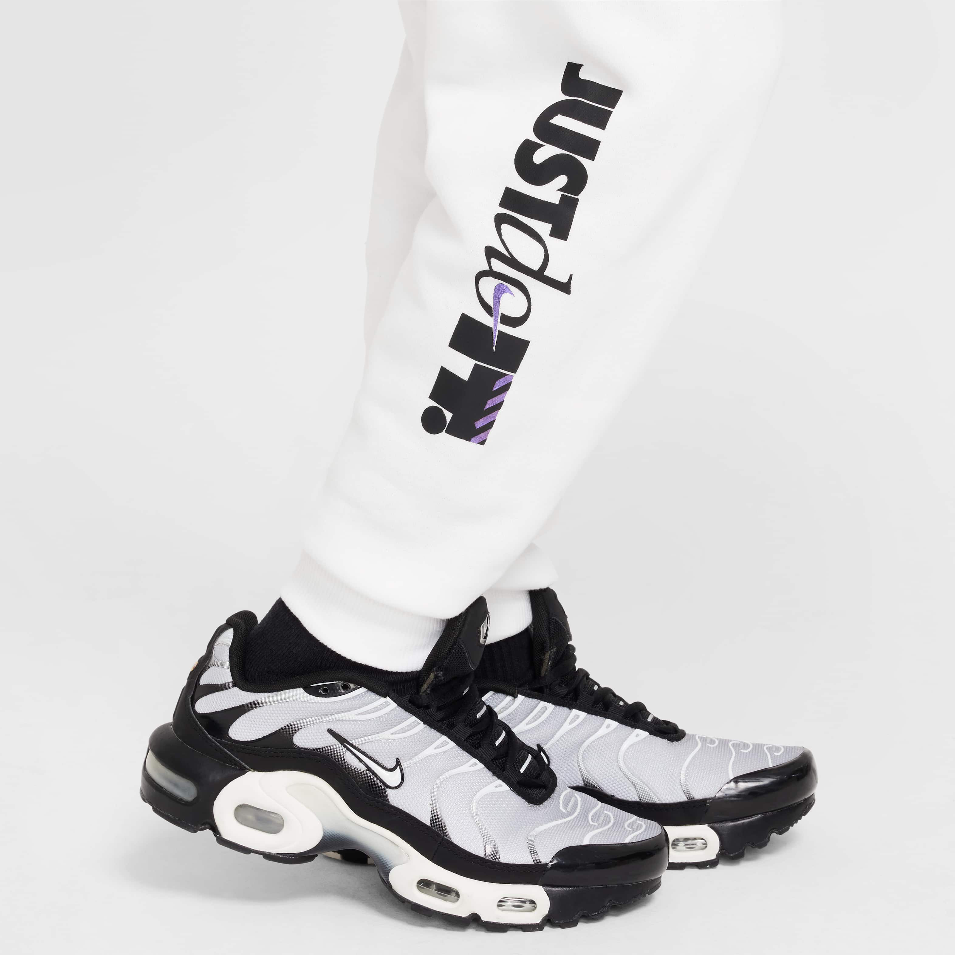 Nike Sportswear Club Fleece image number 4