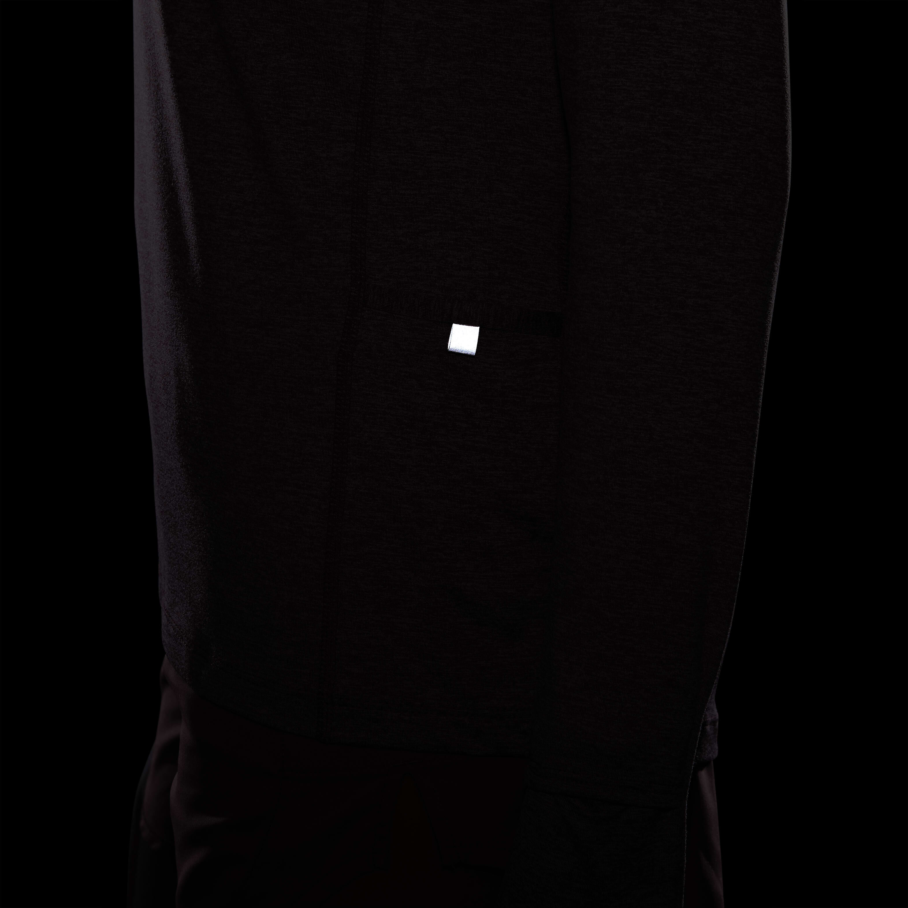 Nike image number 10