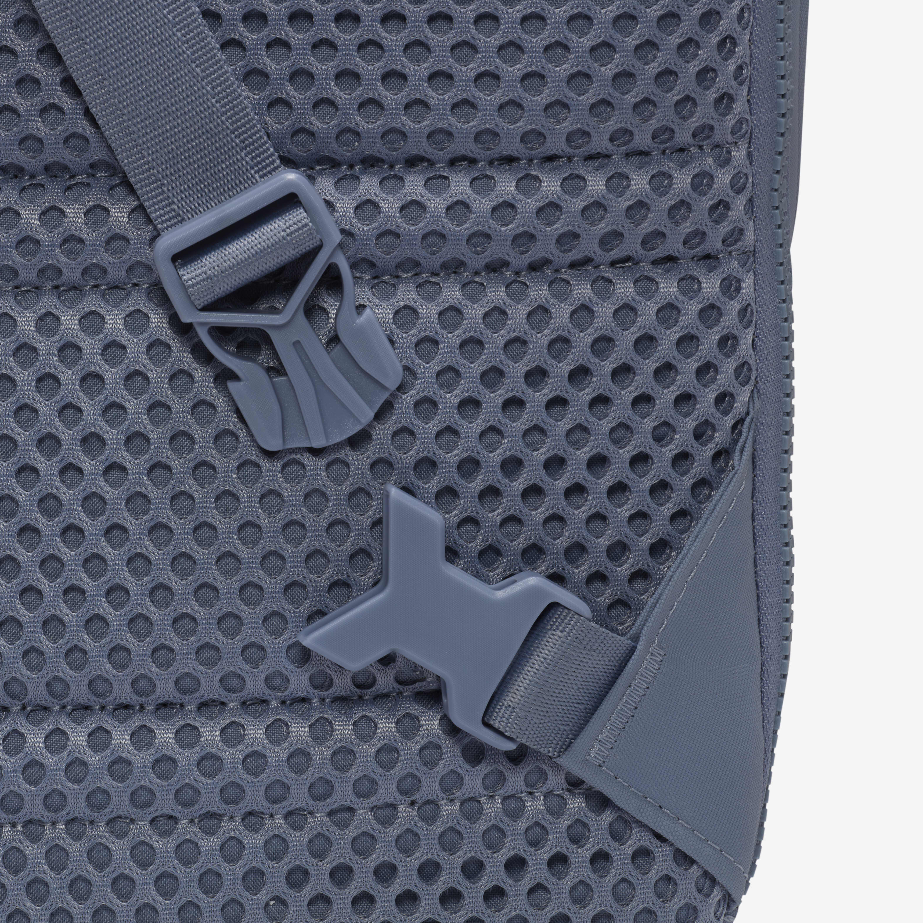 نايكي سبورتسوير ايسنشالز image number 7