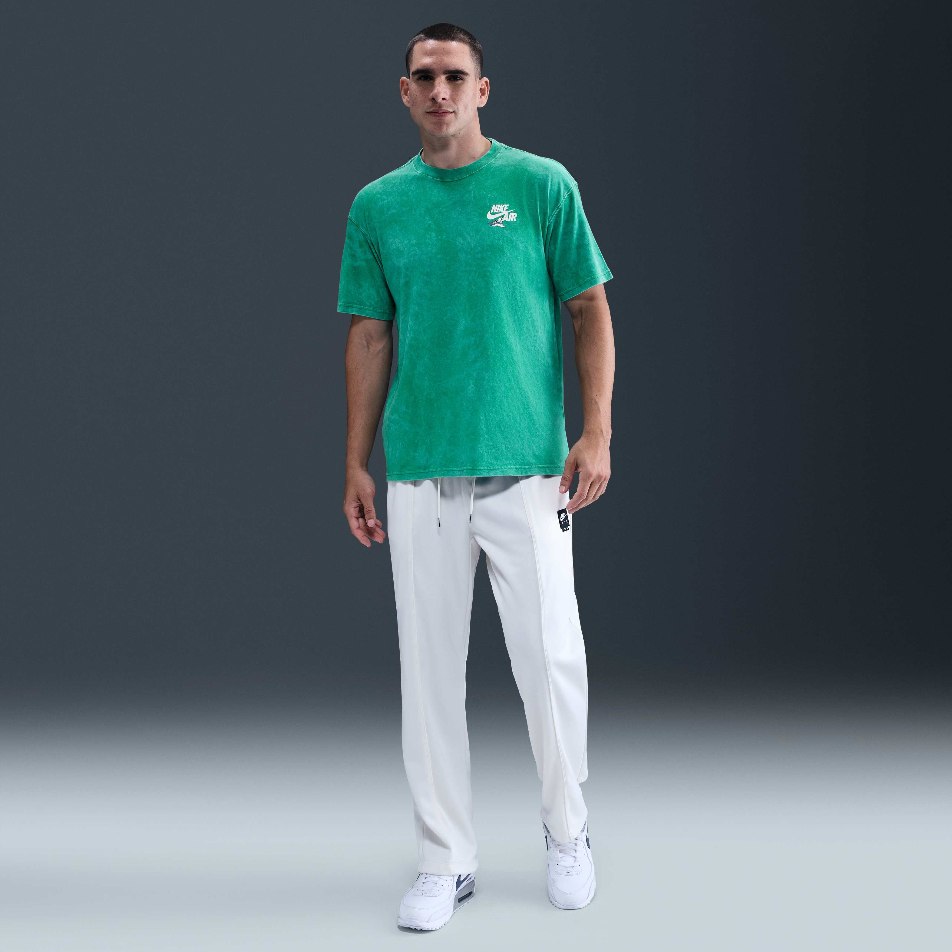 نايكي سبورتسوير image number 3