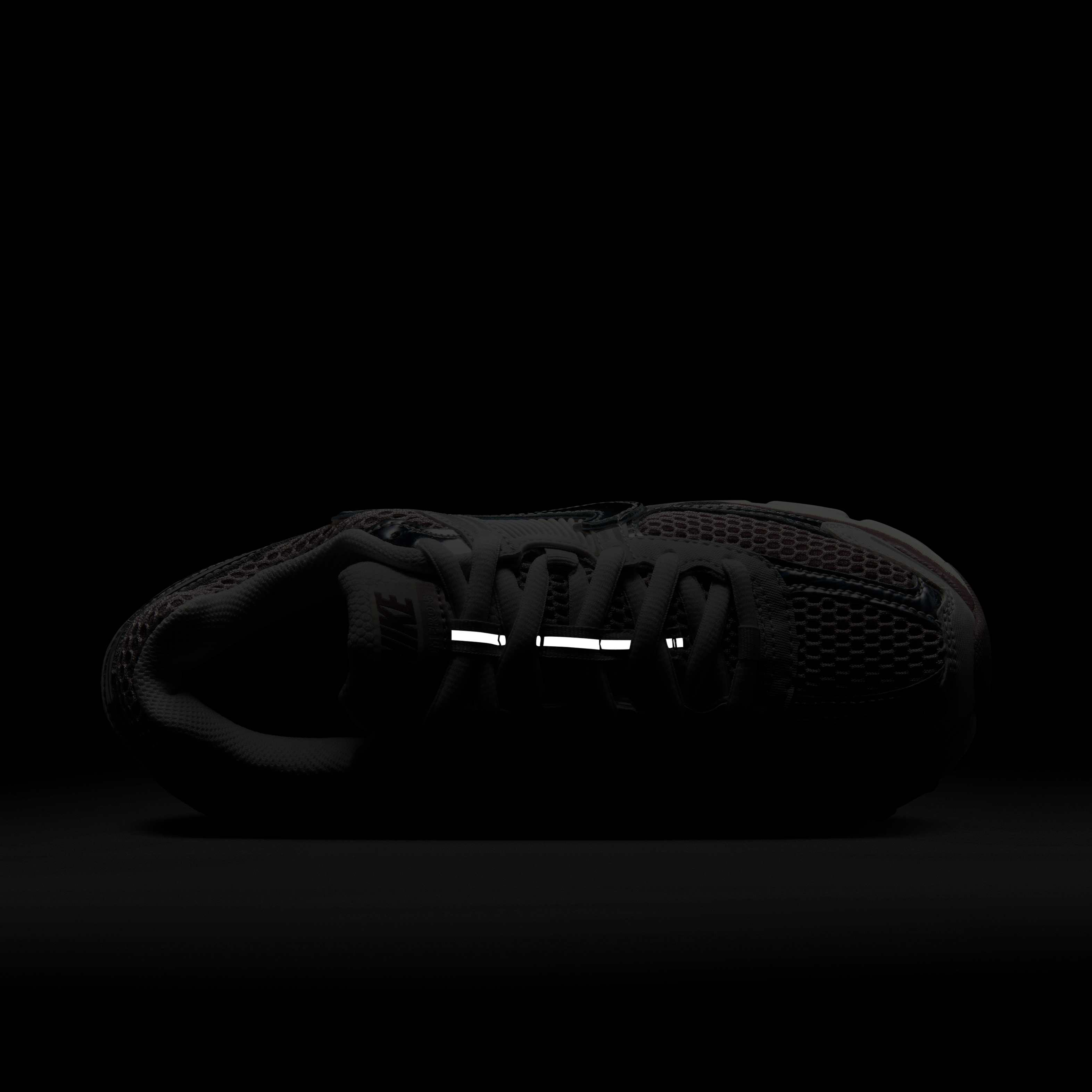 Nike Zoom Vomero 5 image number 8