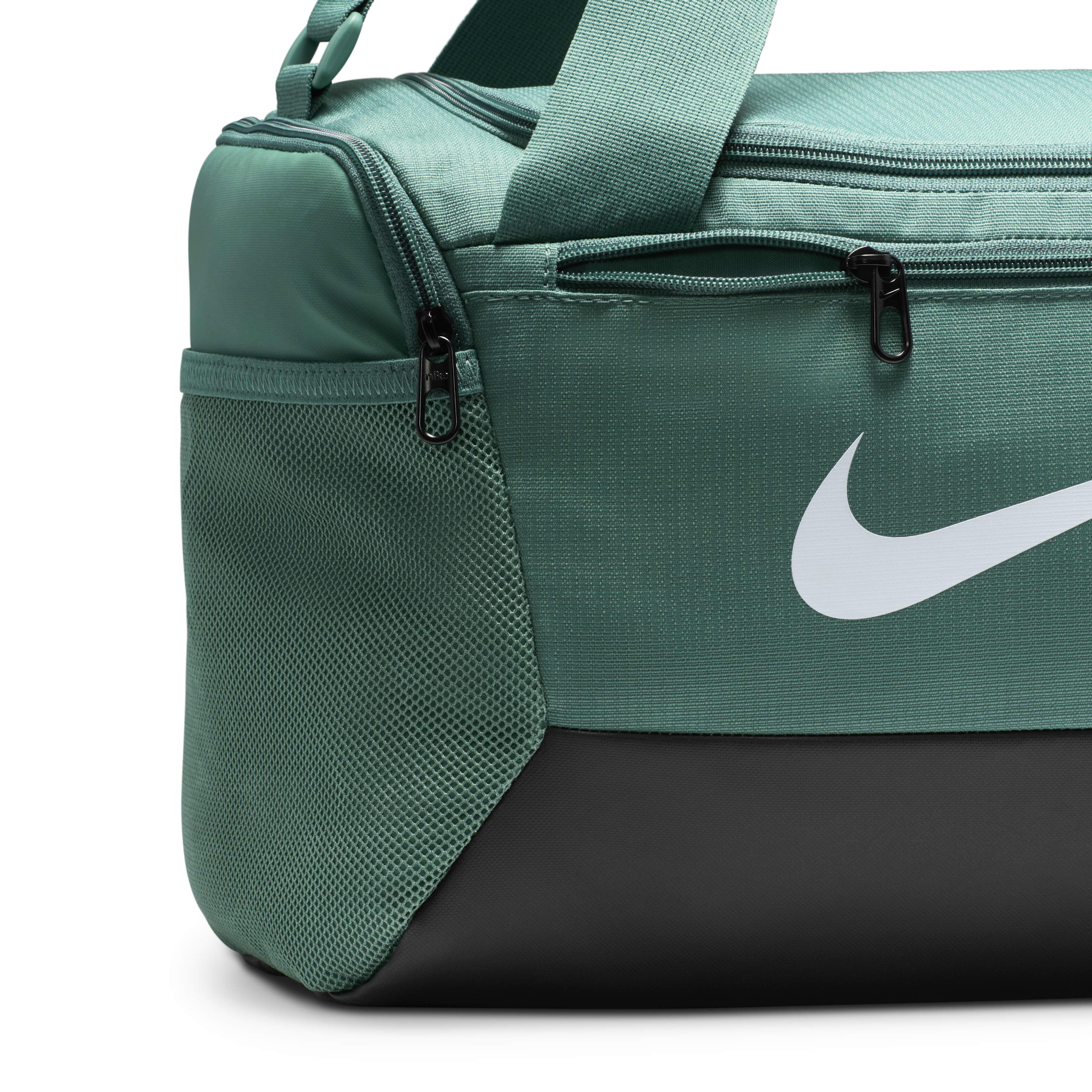 Nike brasilia 6 small new arrivals