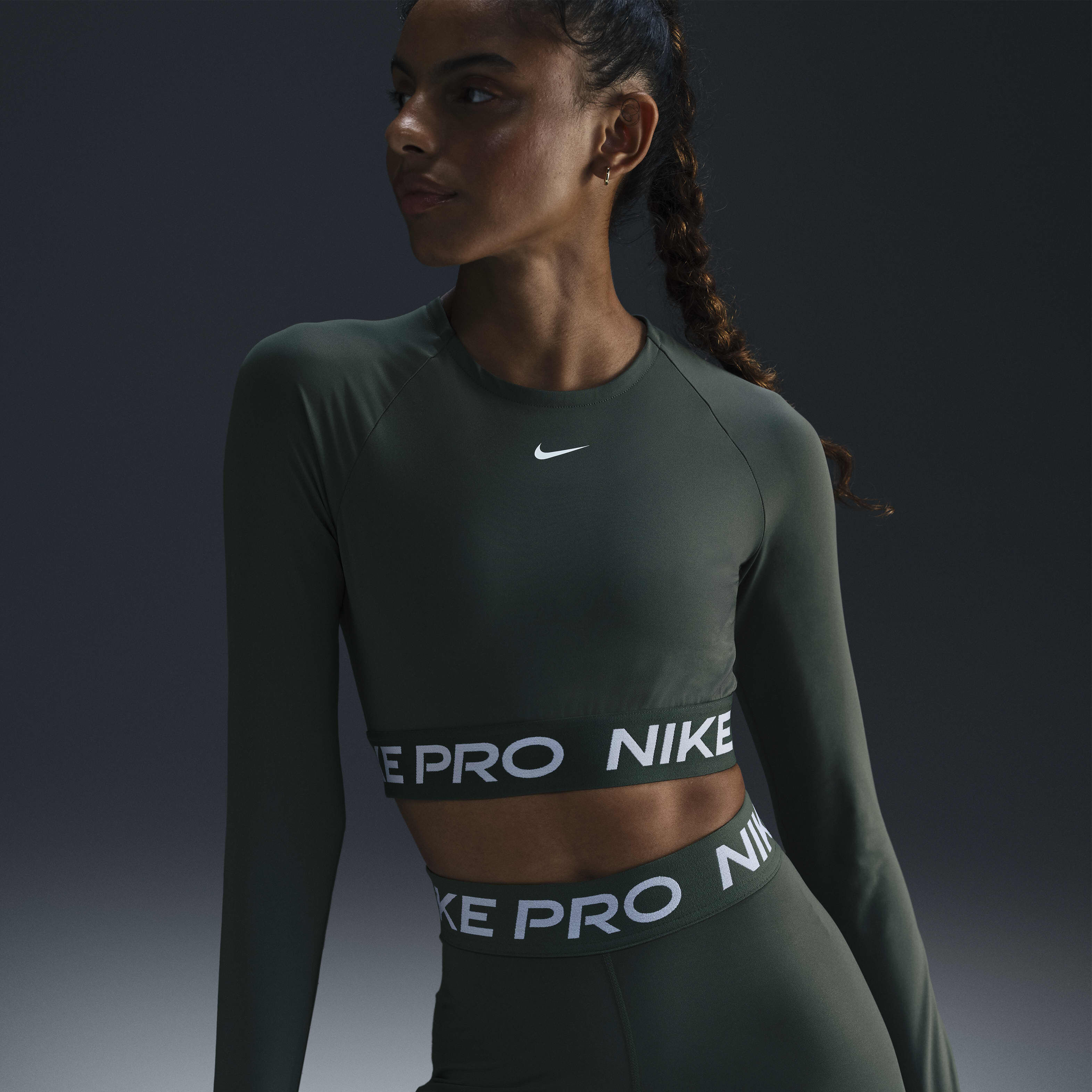 Nike Pro image number 0