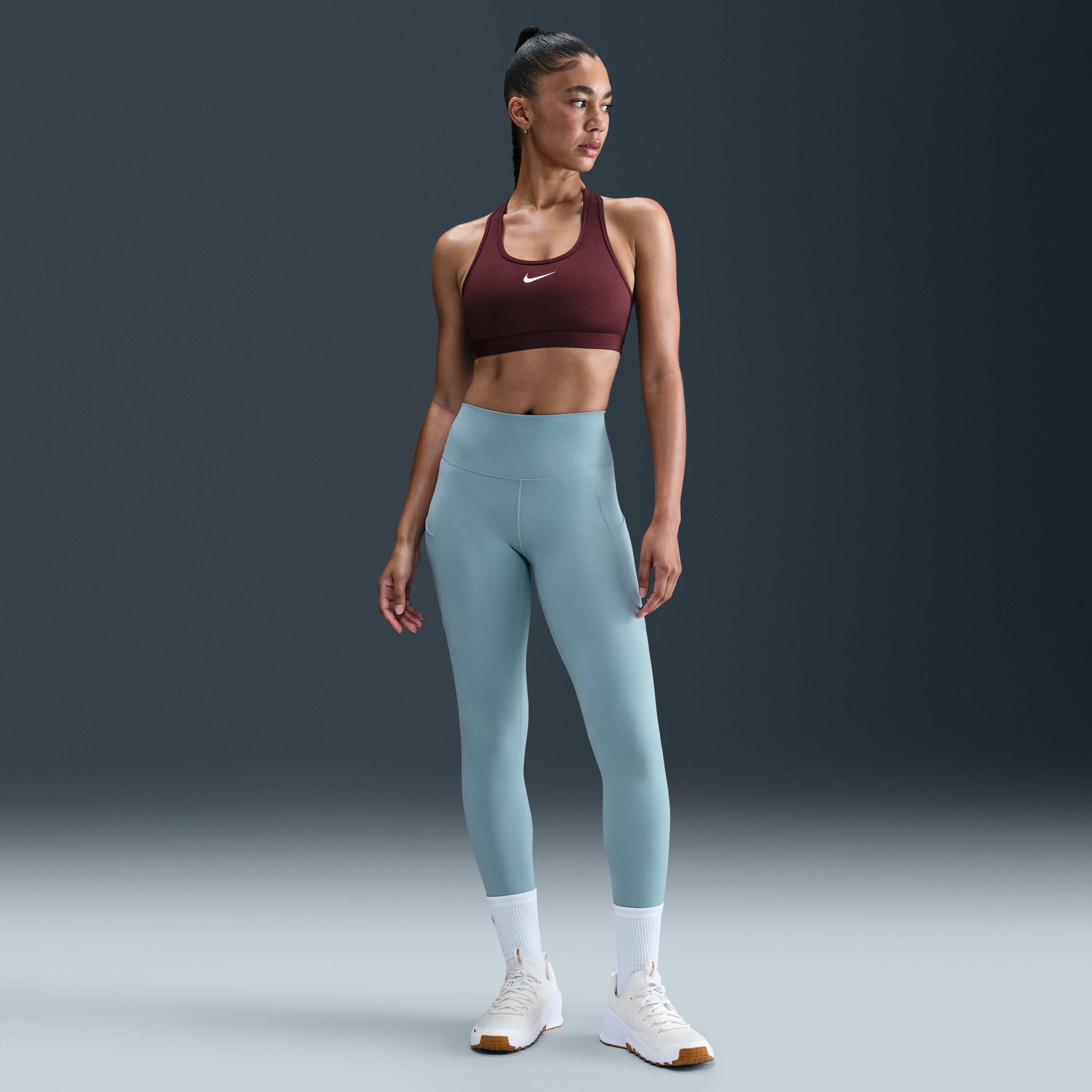 Nike Swoosh Medium-Support image number 3