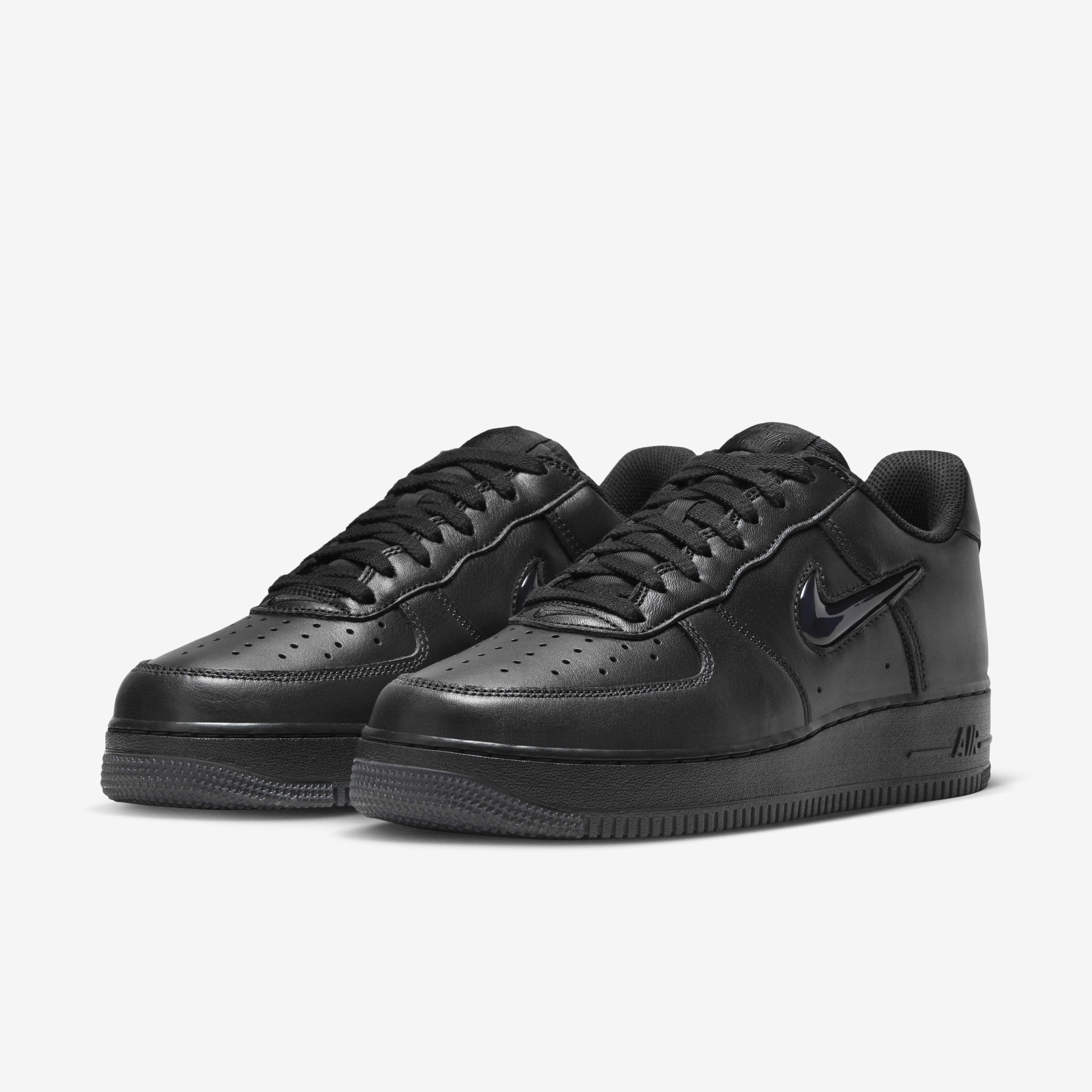Nike Air Force 1 Low Retro image number 4