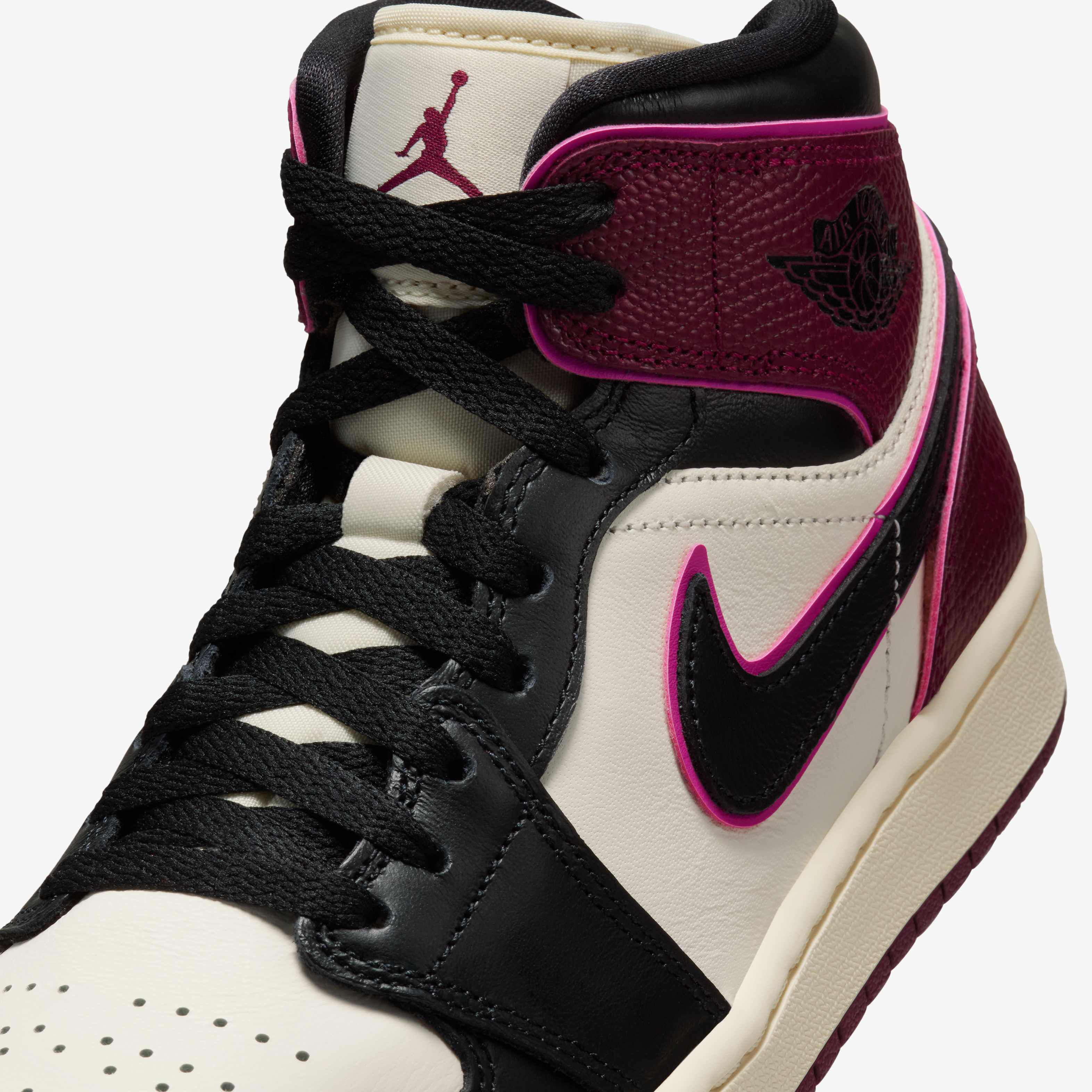 Air Jordan 1 Mid SE image number 6