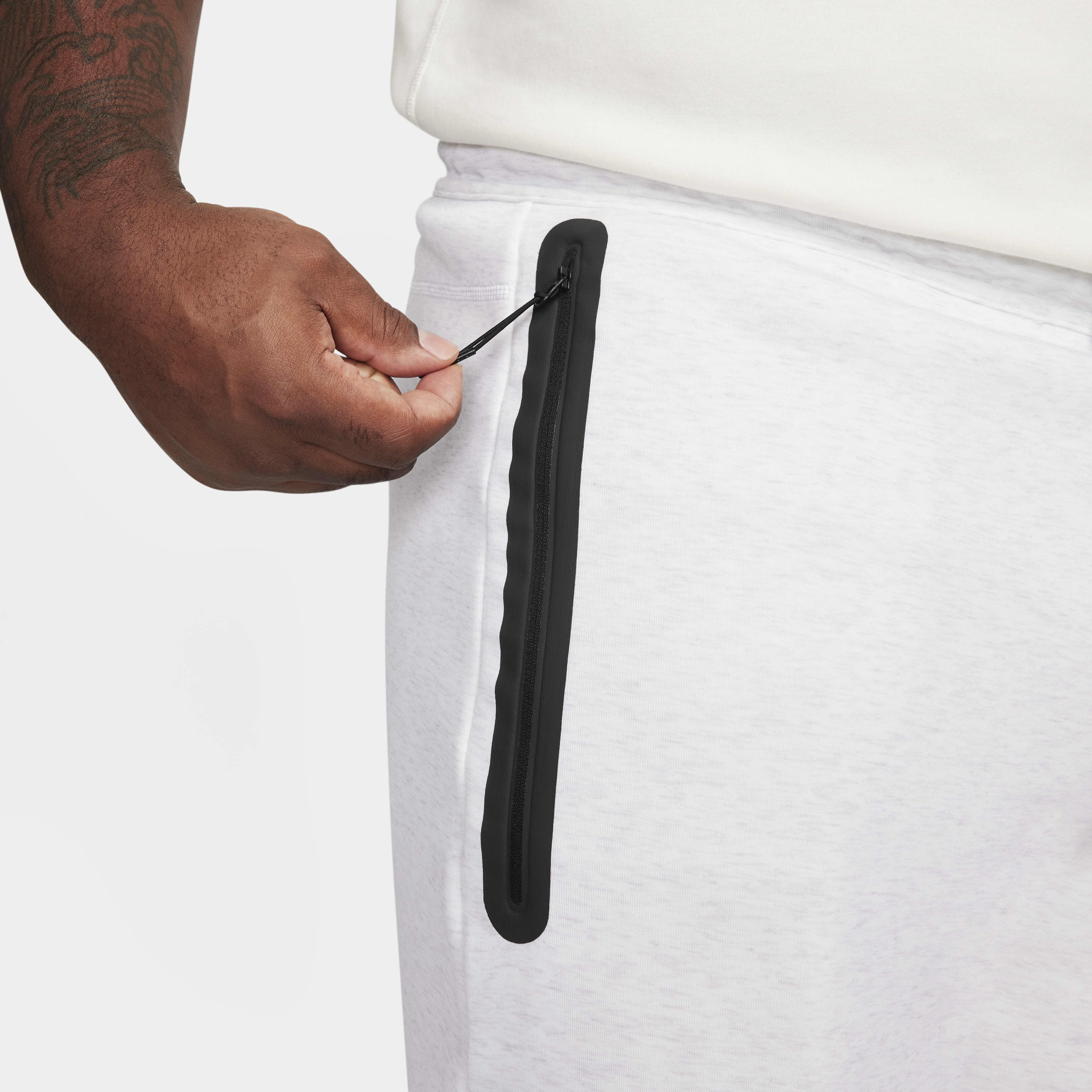 Nike Sportswear Tech Fleece image number 14