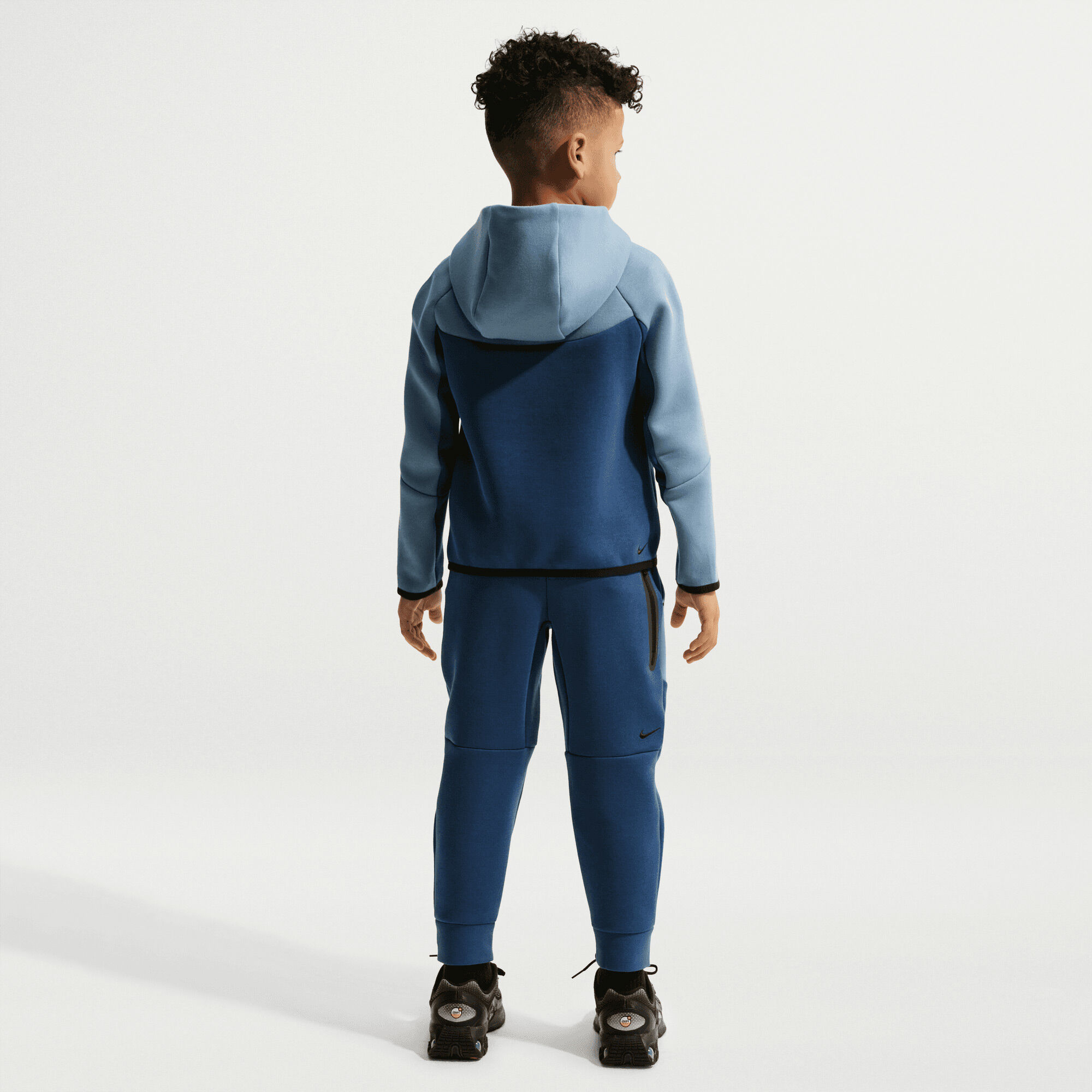 Nike Sportswear image number 1