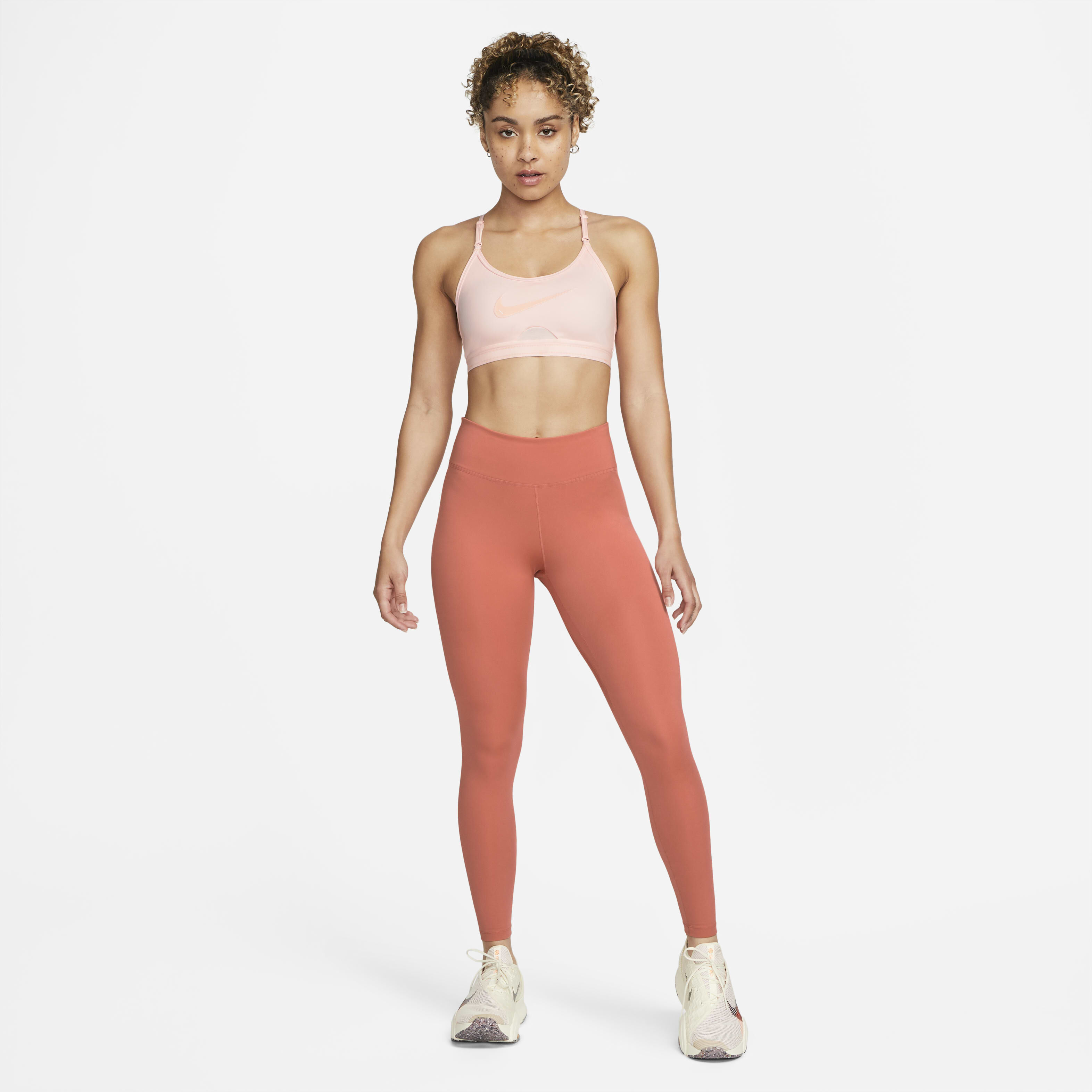 نايكي اندي image number 8