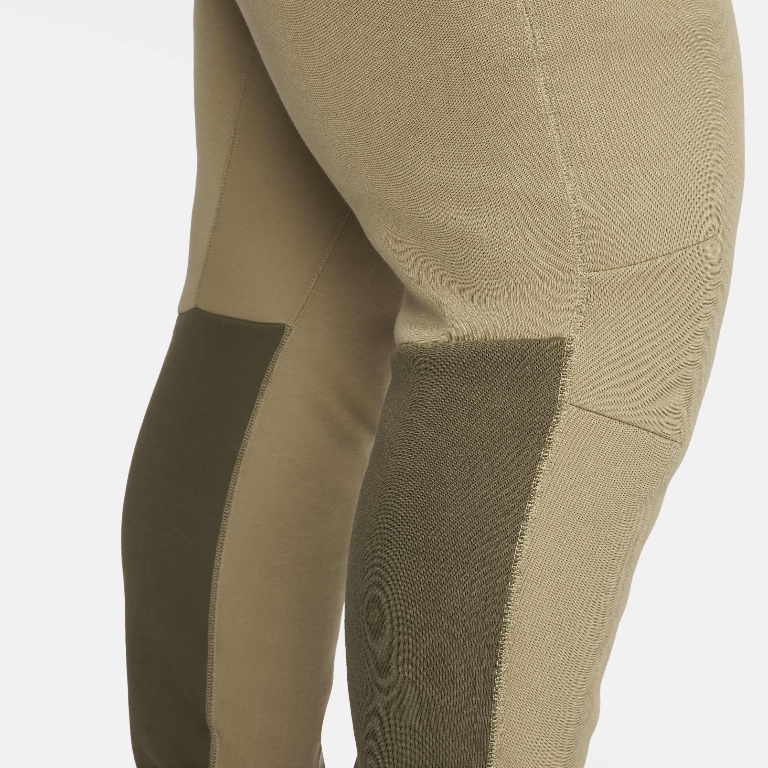 Nike Sportswear Tech Fleece image number 14