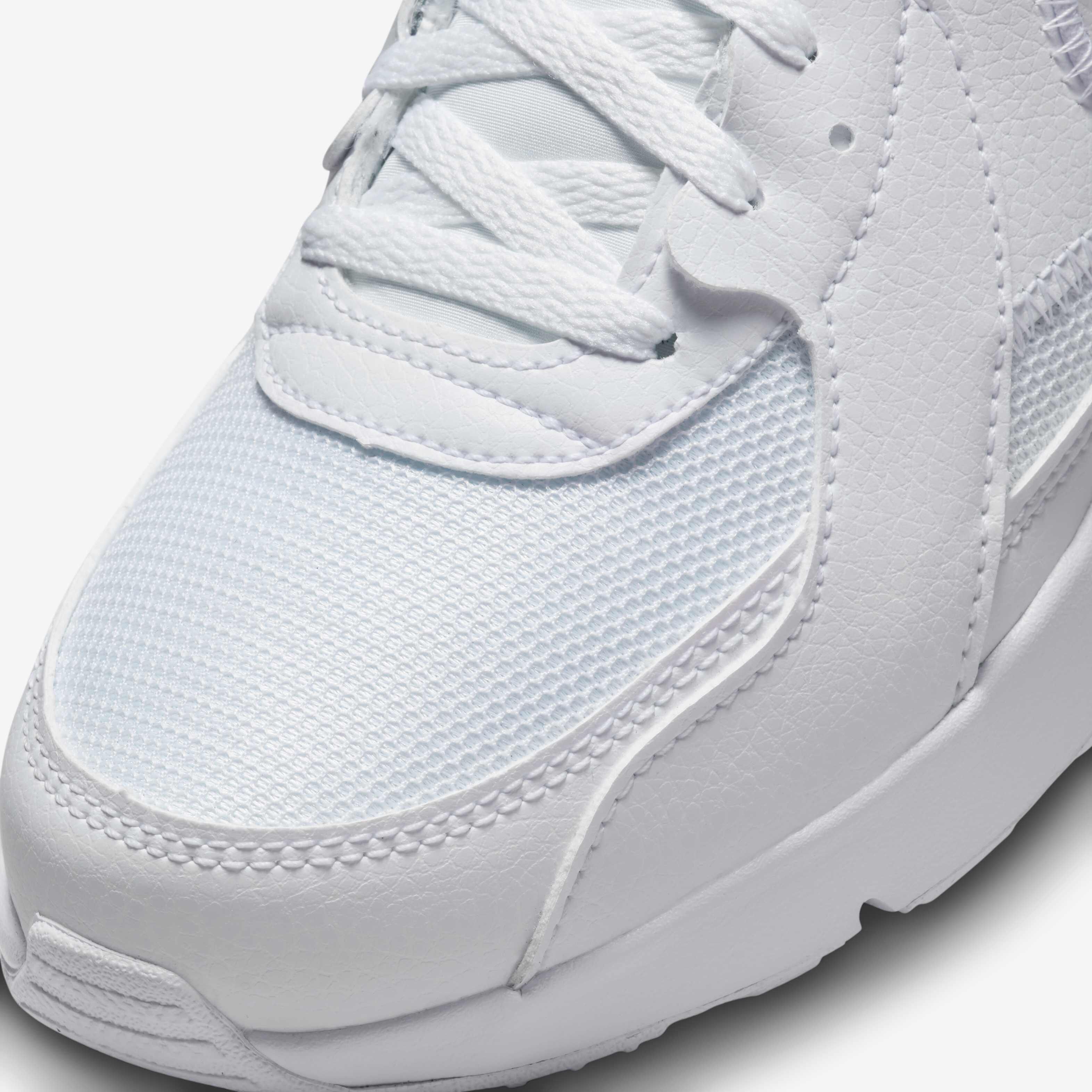 how to clean white nike air max excee