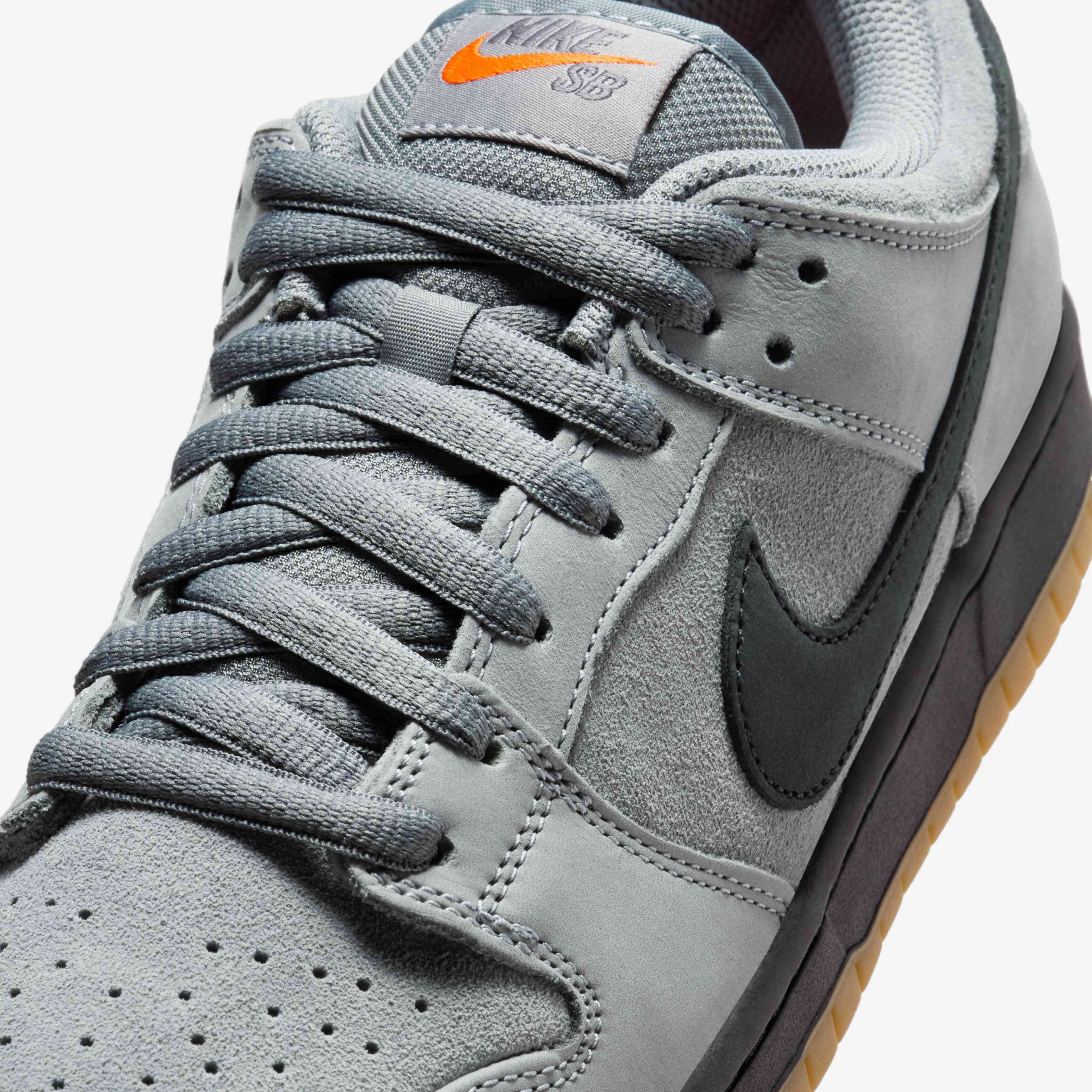 Nike SB Dunk Low Pro image number 6