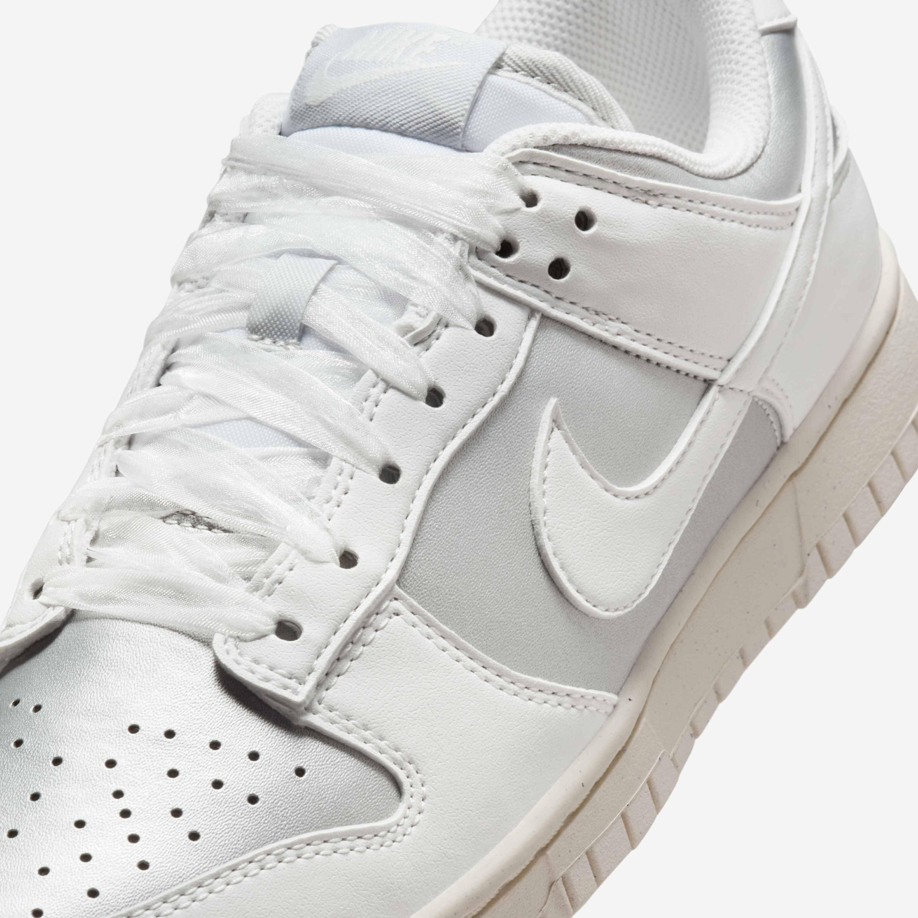 نايكي دانك لو نكست نيتشر image number 6