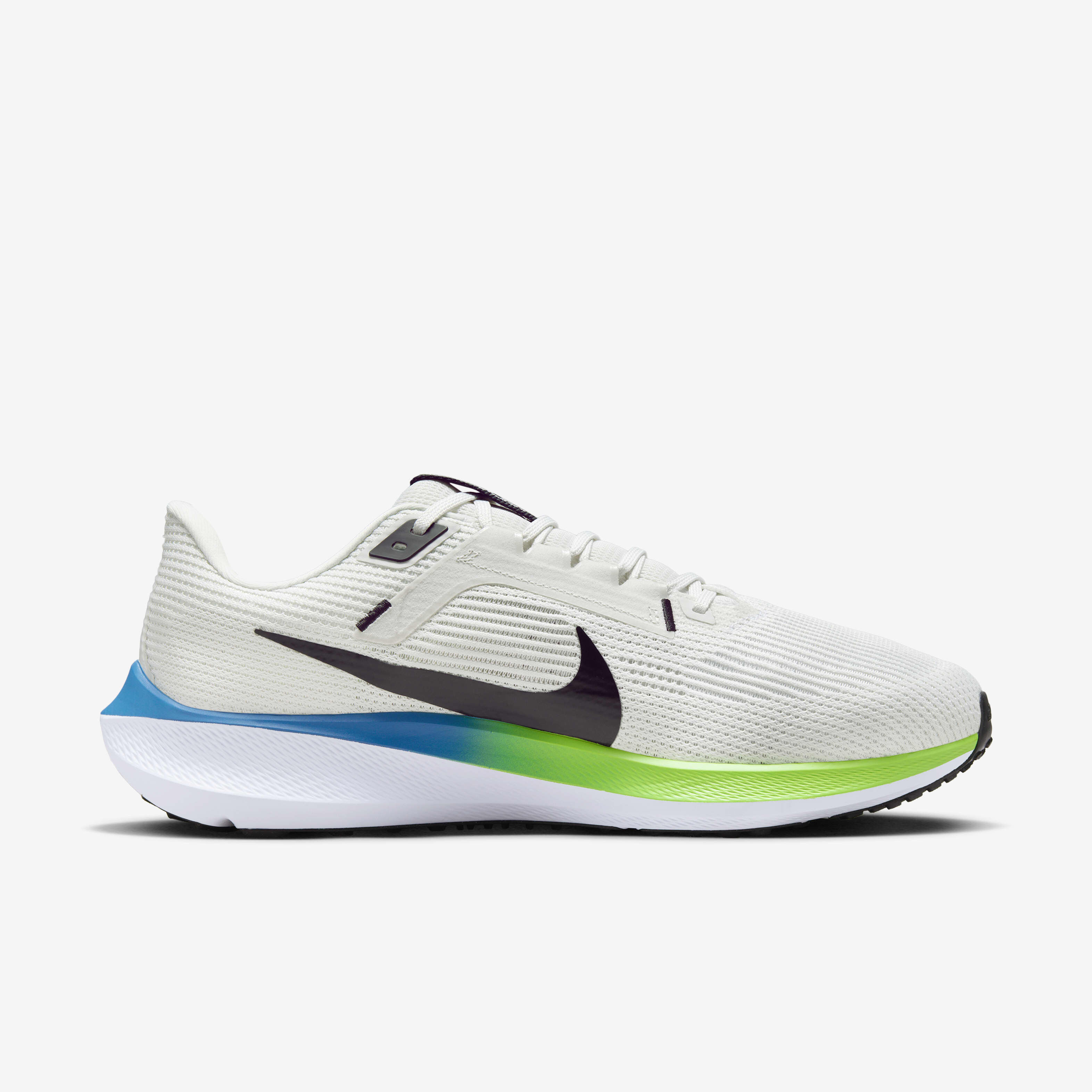 Nike Pegasus 40 image number 2