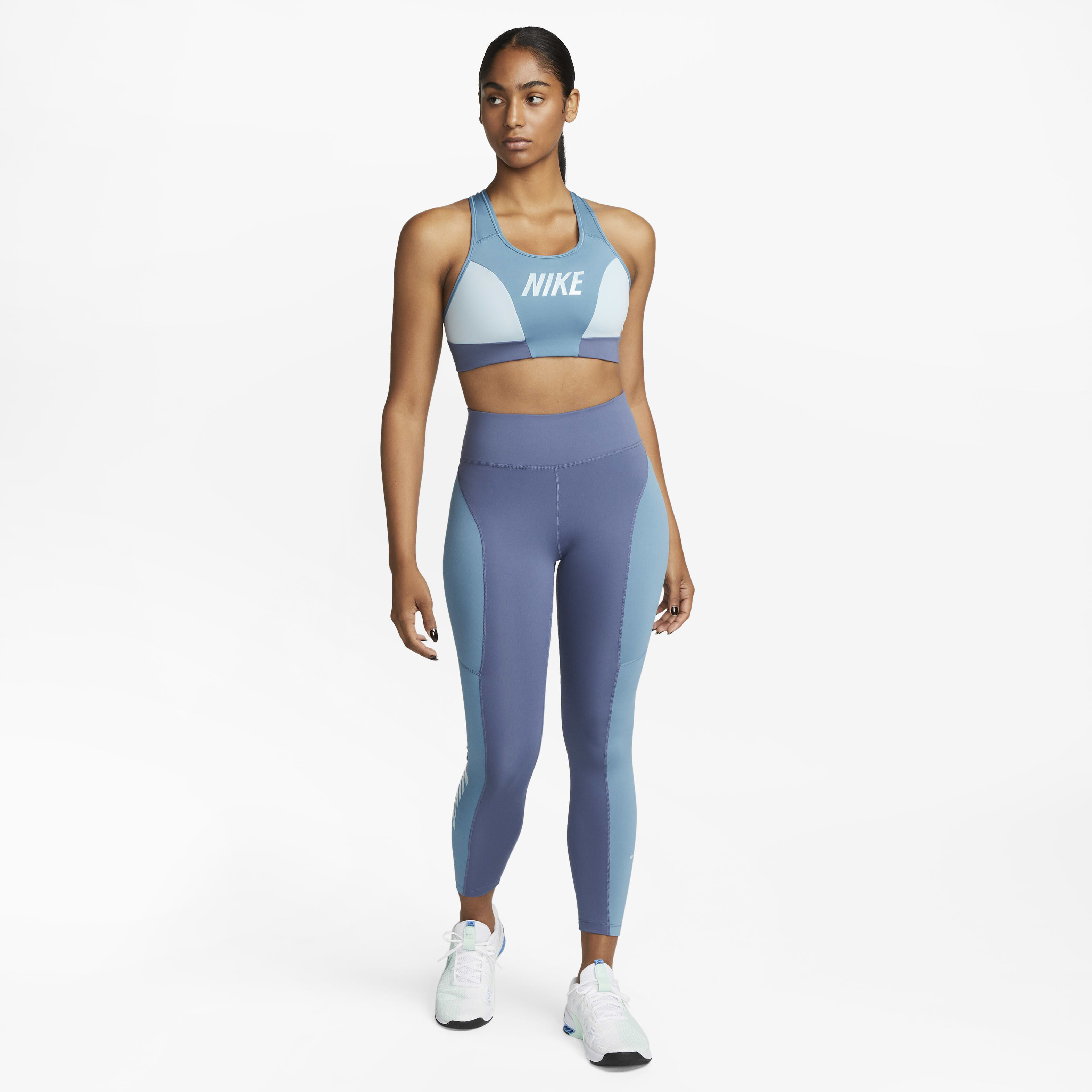 Nike Swoosh image number 7