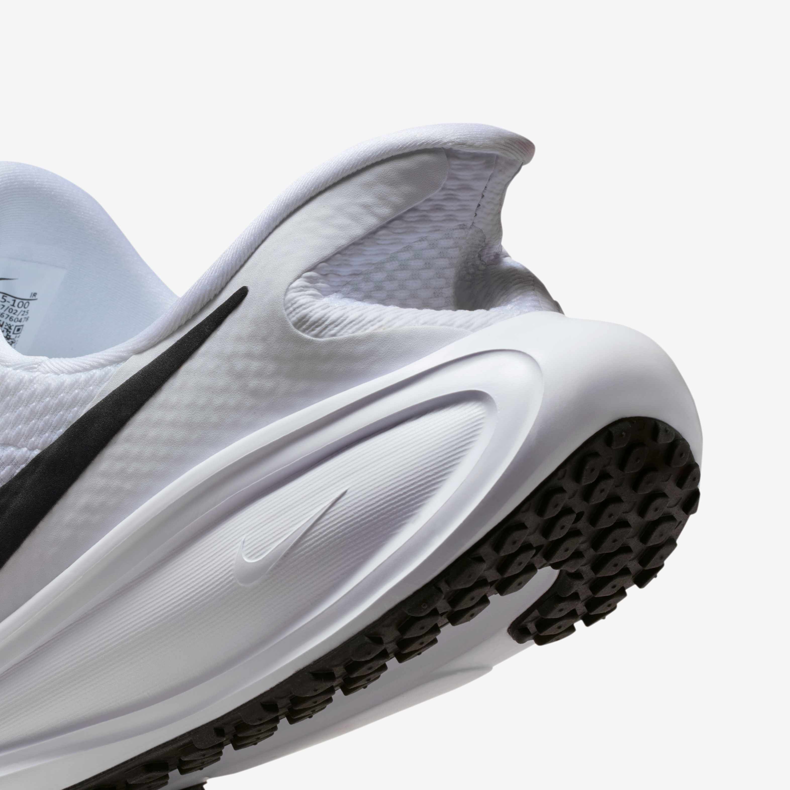 Nike Revolution 8 EasyOn image number 8