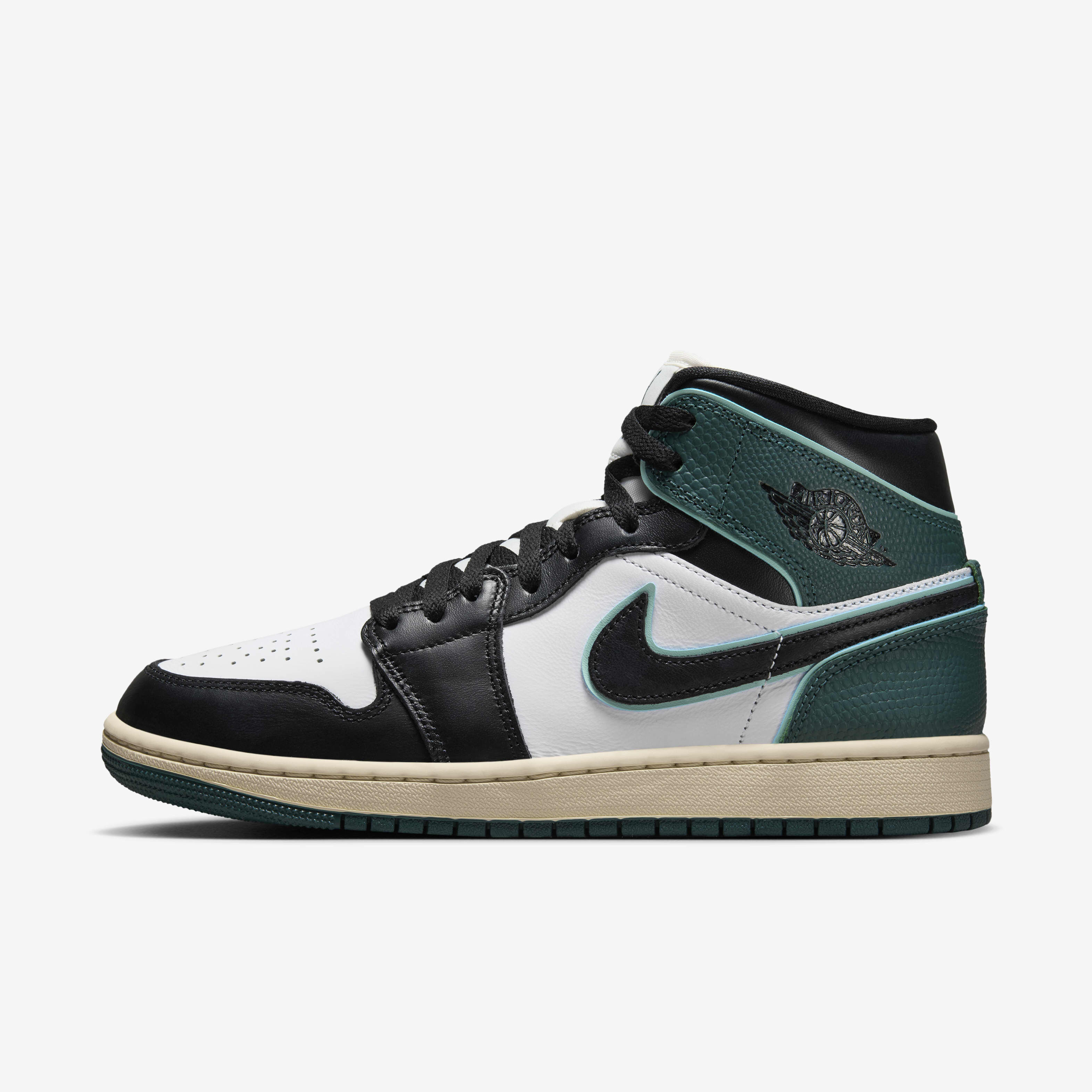 Buy Air Jordan 1 Mid SE Women s Shoes Nike Kuwait Official