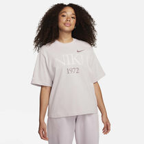Nike Sportswear Classic