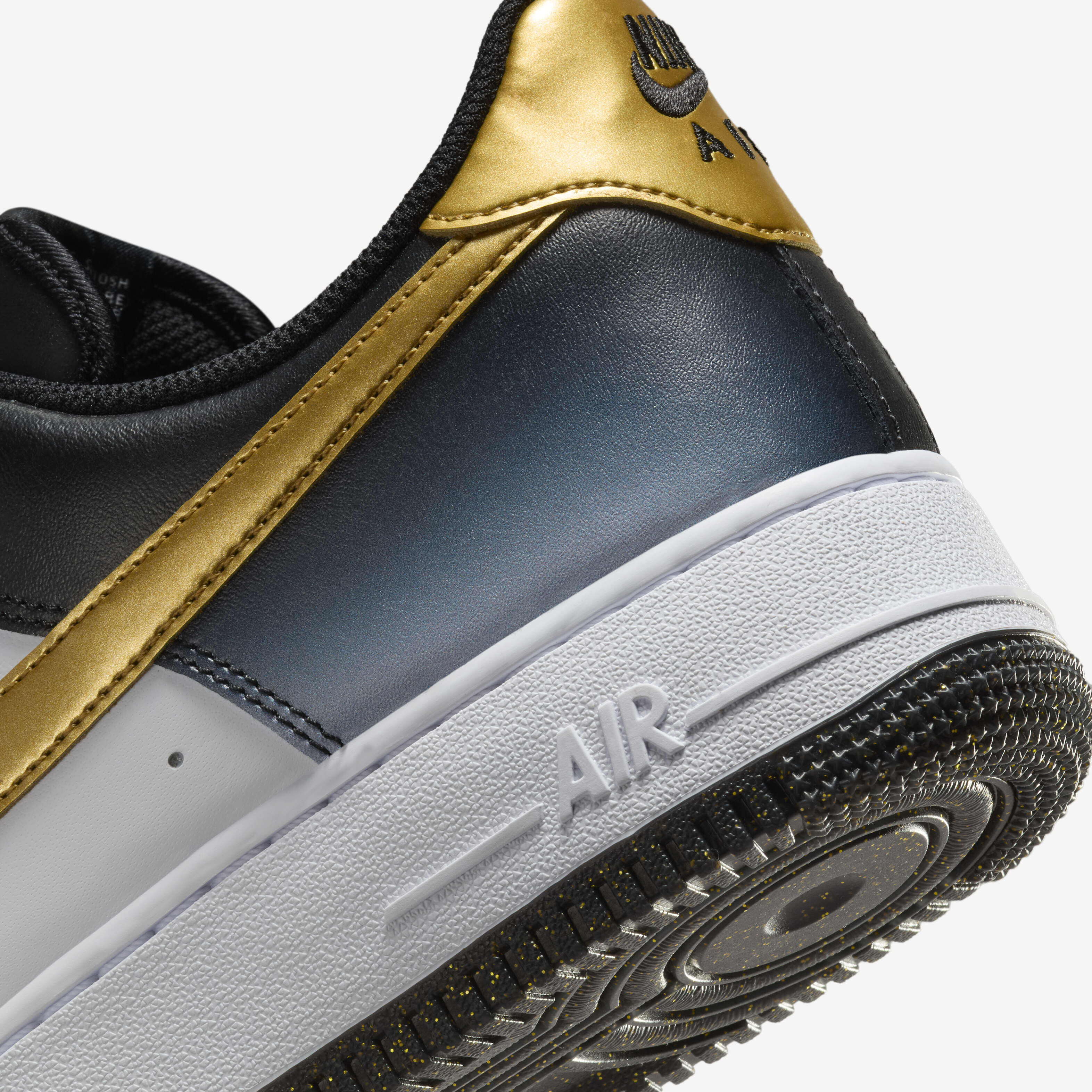 Nike air force 1 07 premium metallic sale
