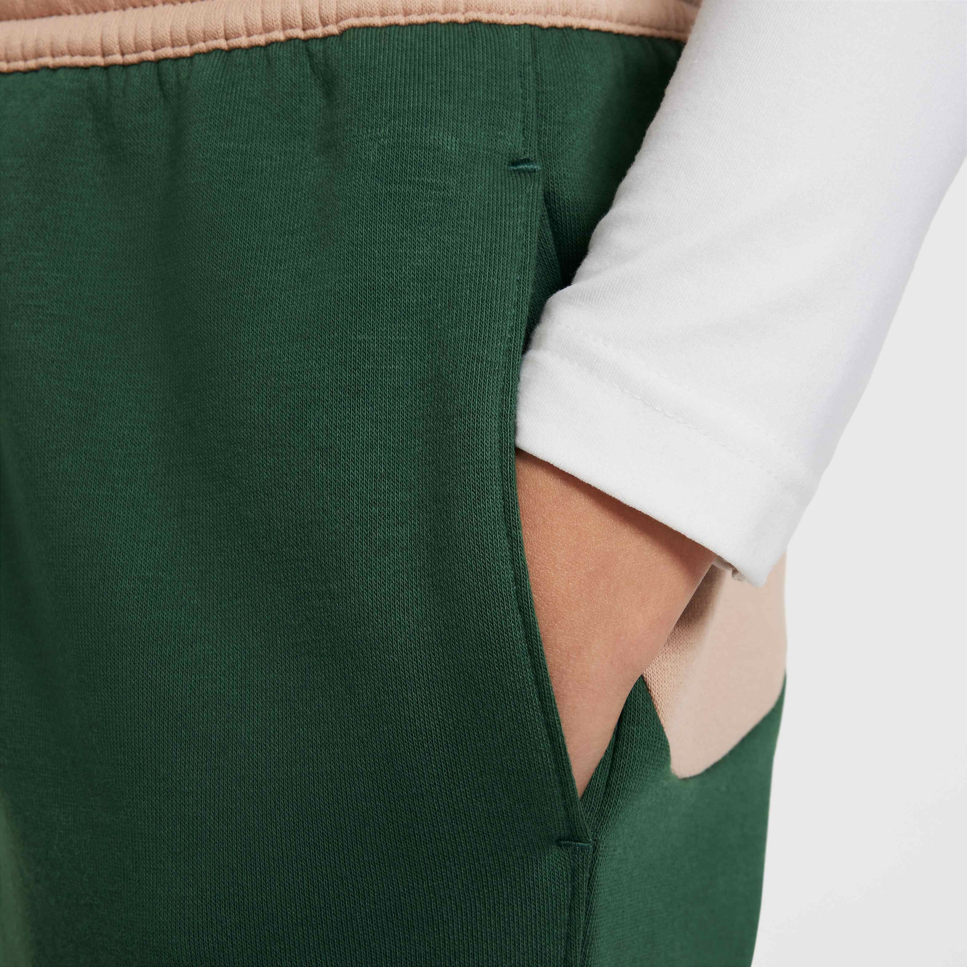 Nike Sportswear Amplify image number 4