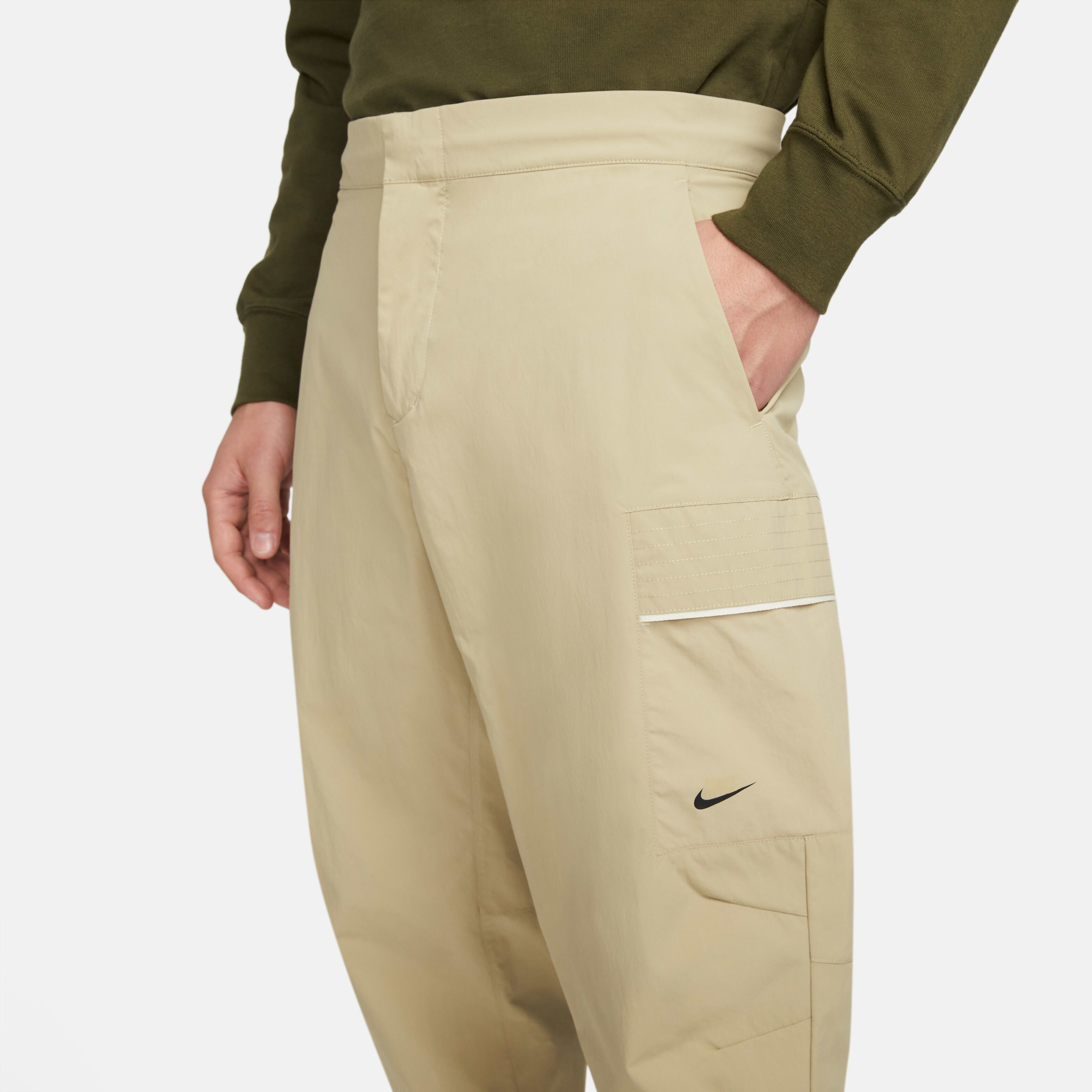 Nike Sportswear Style Essentials image number 2