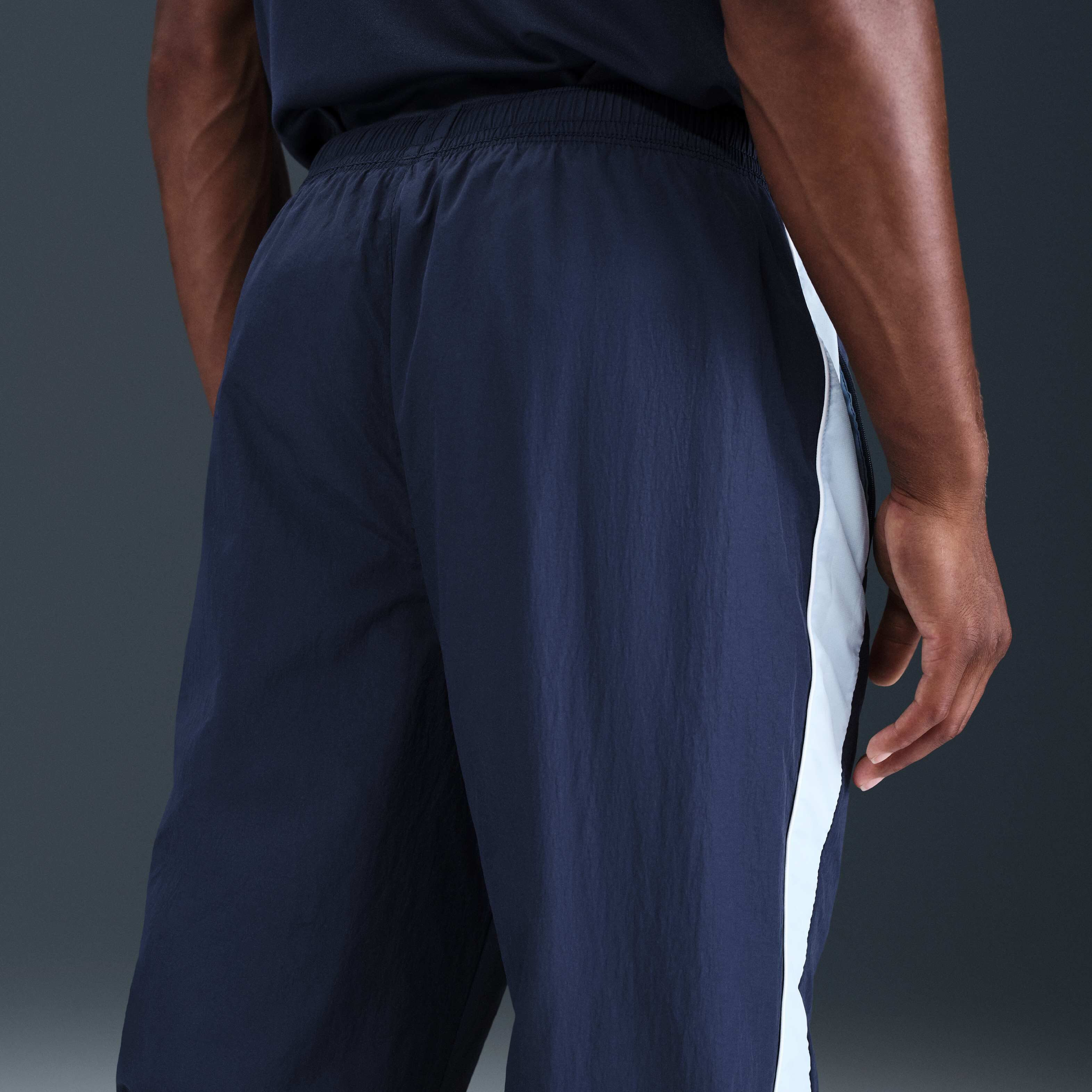 نايكي سبورتسوير image number 2