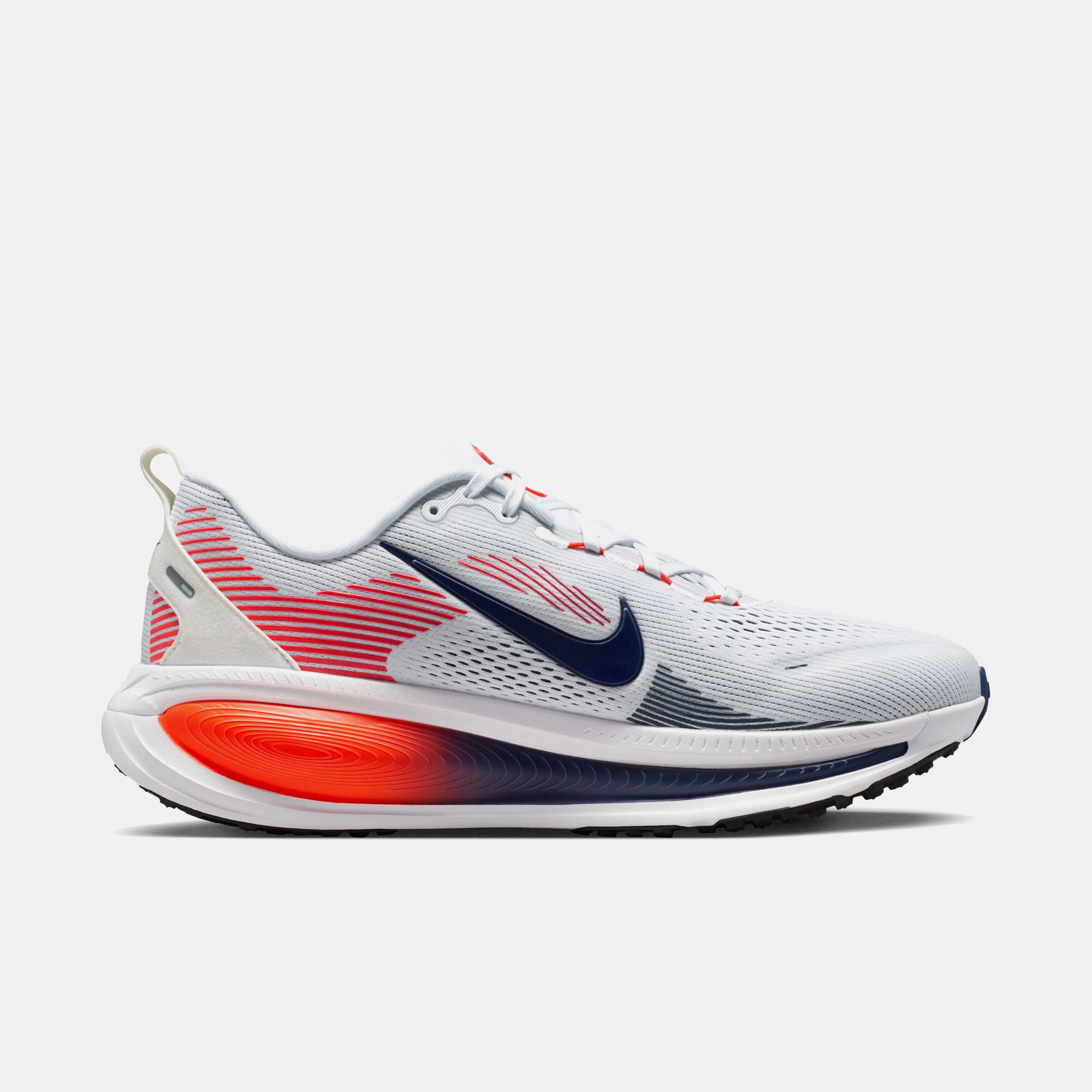 Nike Vomero 18 image number 6