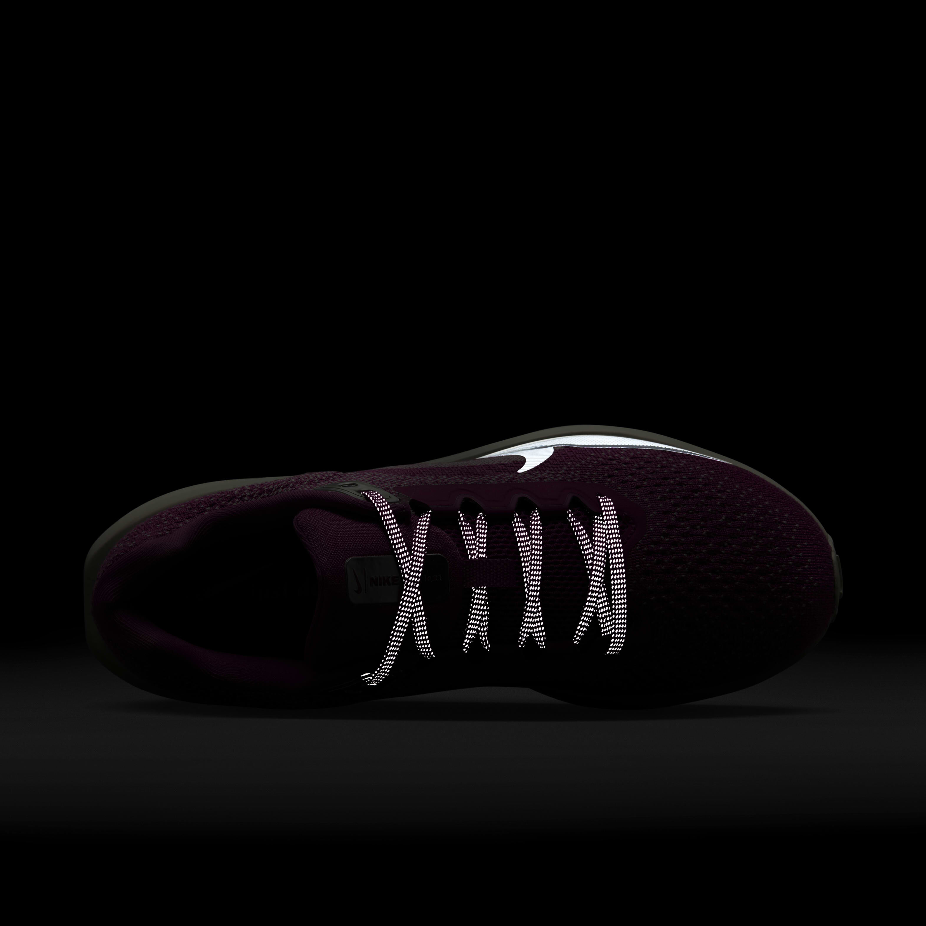 Buy Nike Winflo 11 Premium Women s Road Running Shoes Nike Kuwait Official