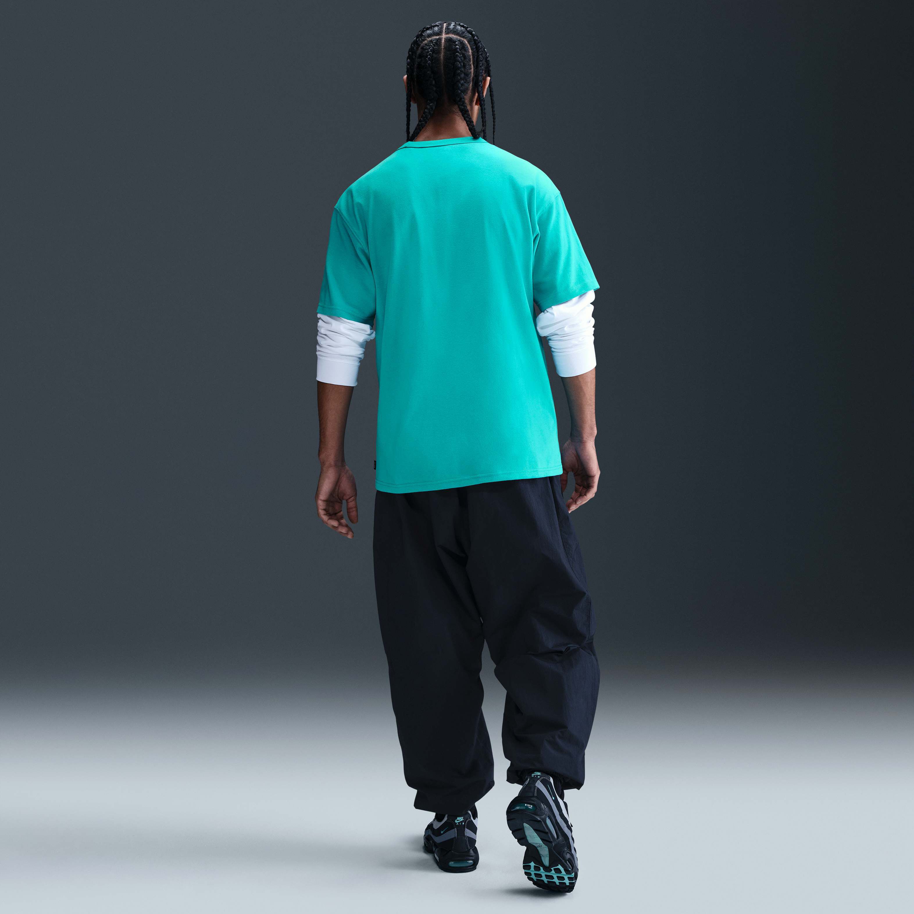 Nike Sportswear Premium Essentials image number 4