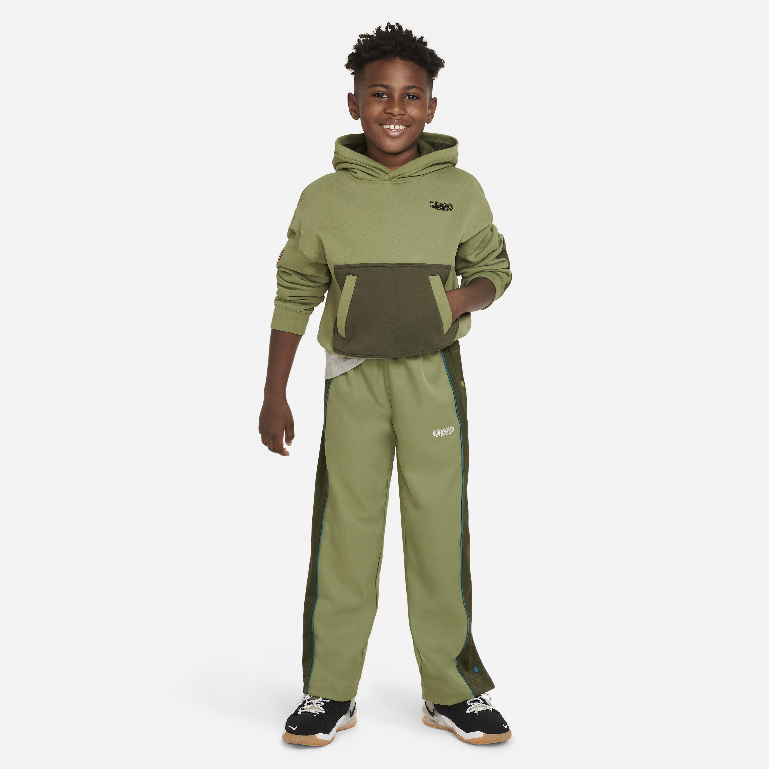 LeBron image number 5