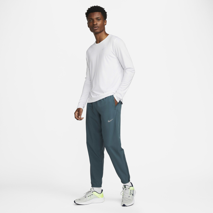 Nike Dri-FIT Challenger image number 6 Nike Dri-FIT Challenger image number 6
