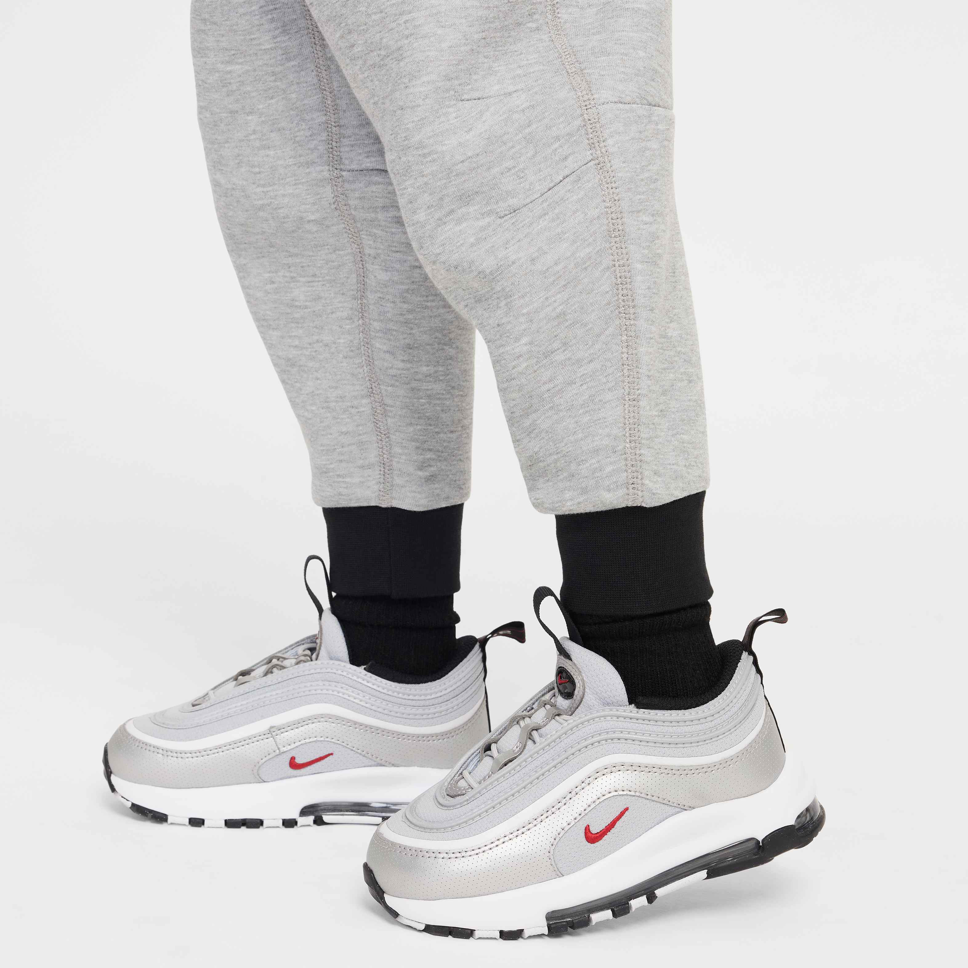 طقم نايكي سبورتسوير تك فليس بسحاب كامل image number 7