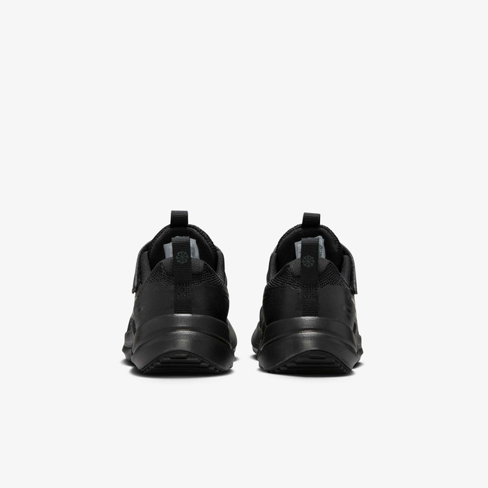 Nike Cosmic Runner image number 5 Nike Cosmic Runner image number 5