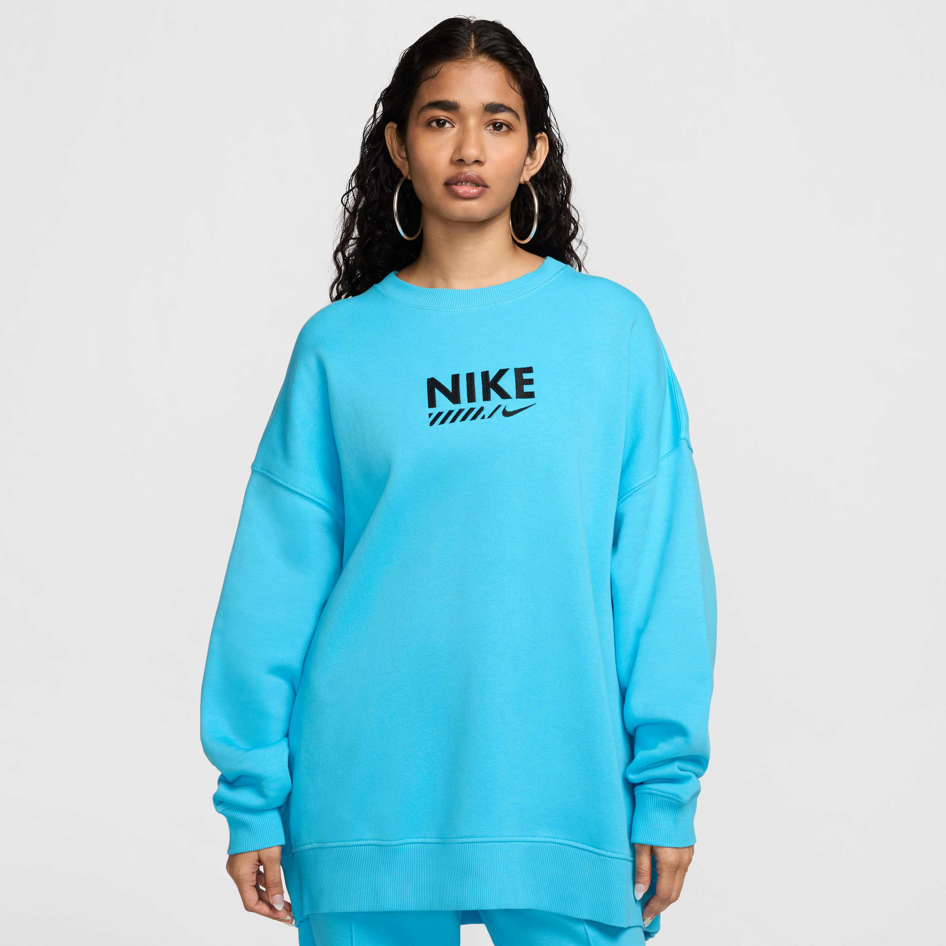 نايكي سبورتسوير image number 0