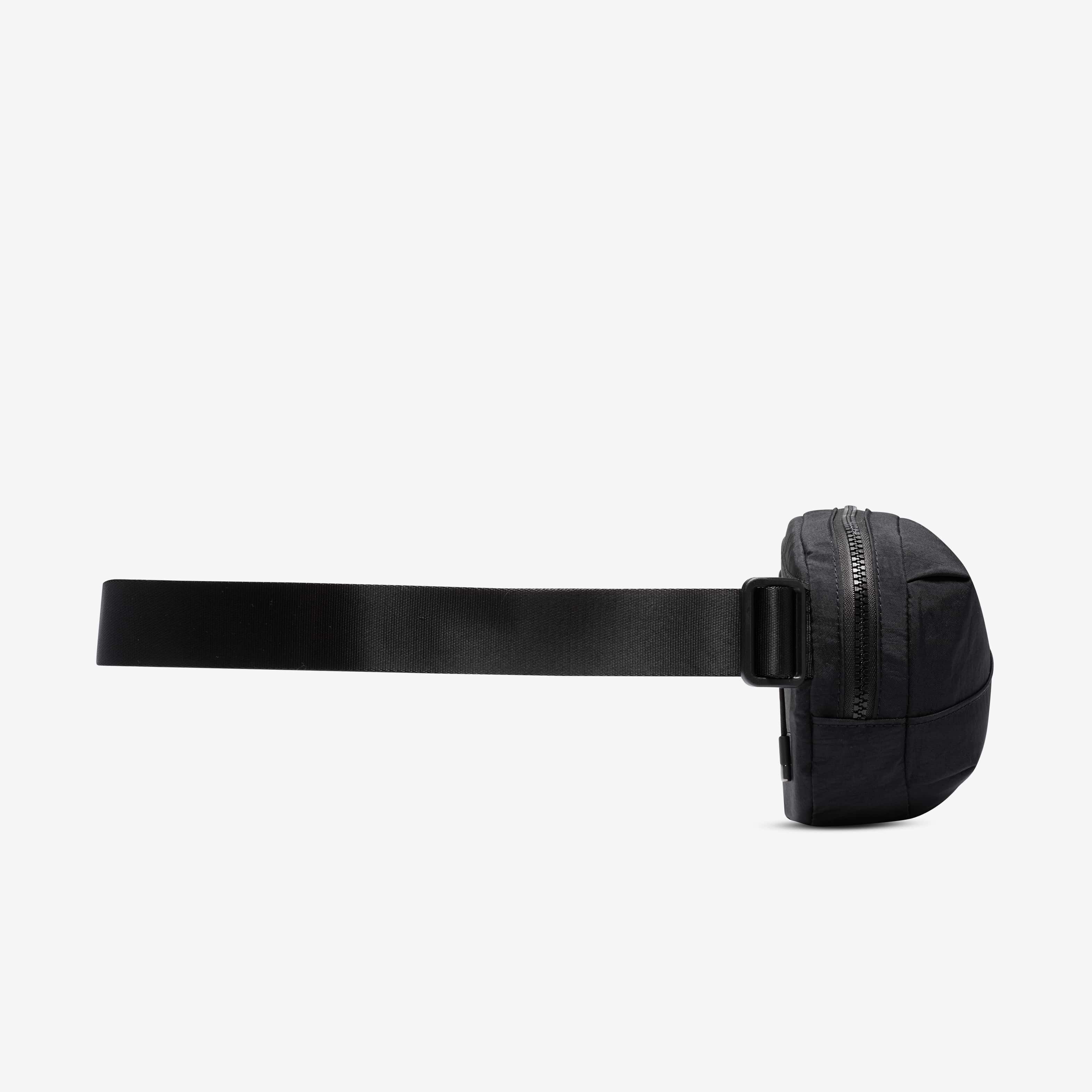 نايكي أورا image number 1