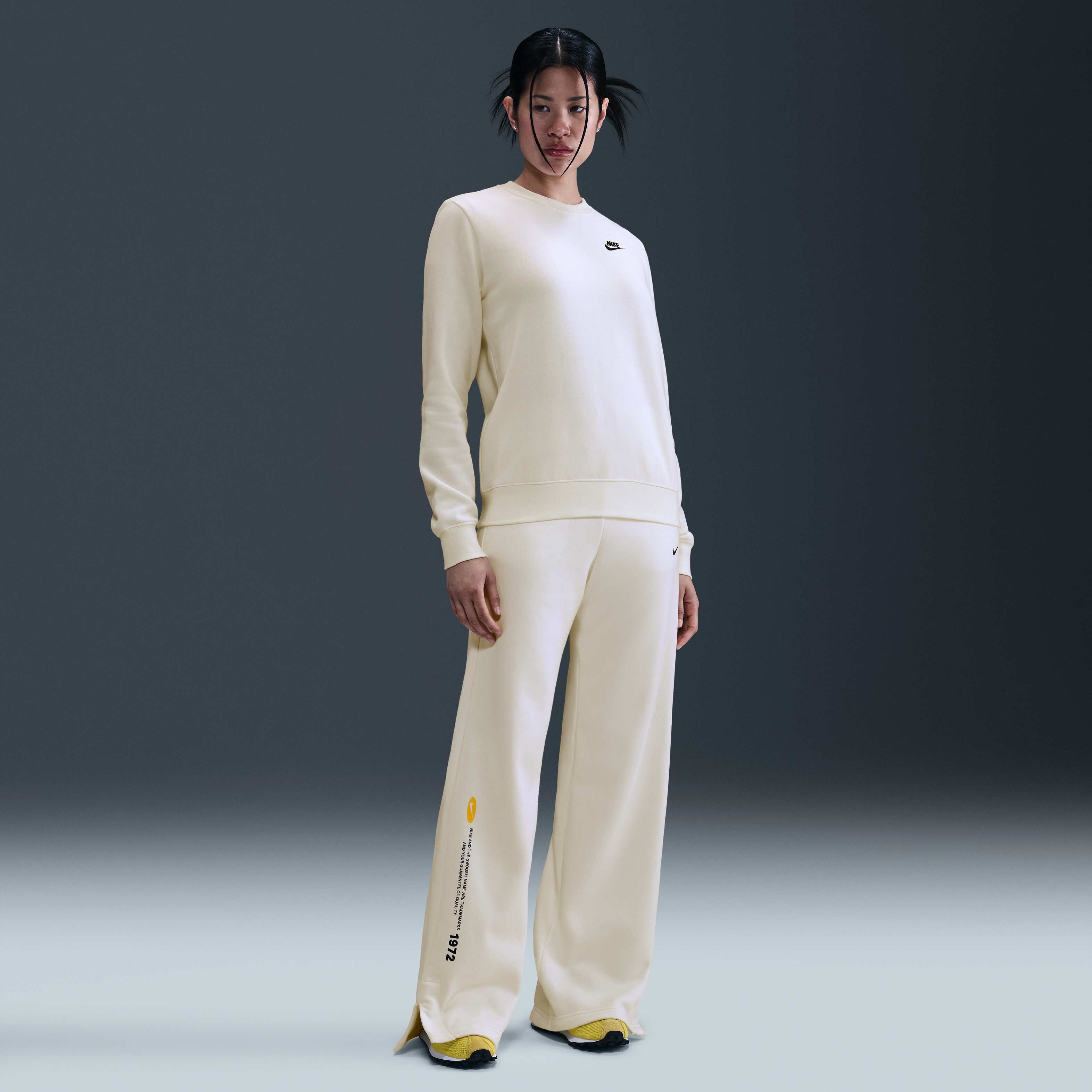 Nike Sportswear image number 0