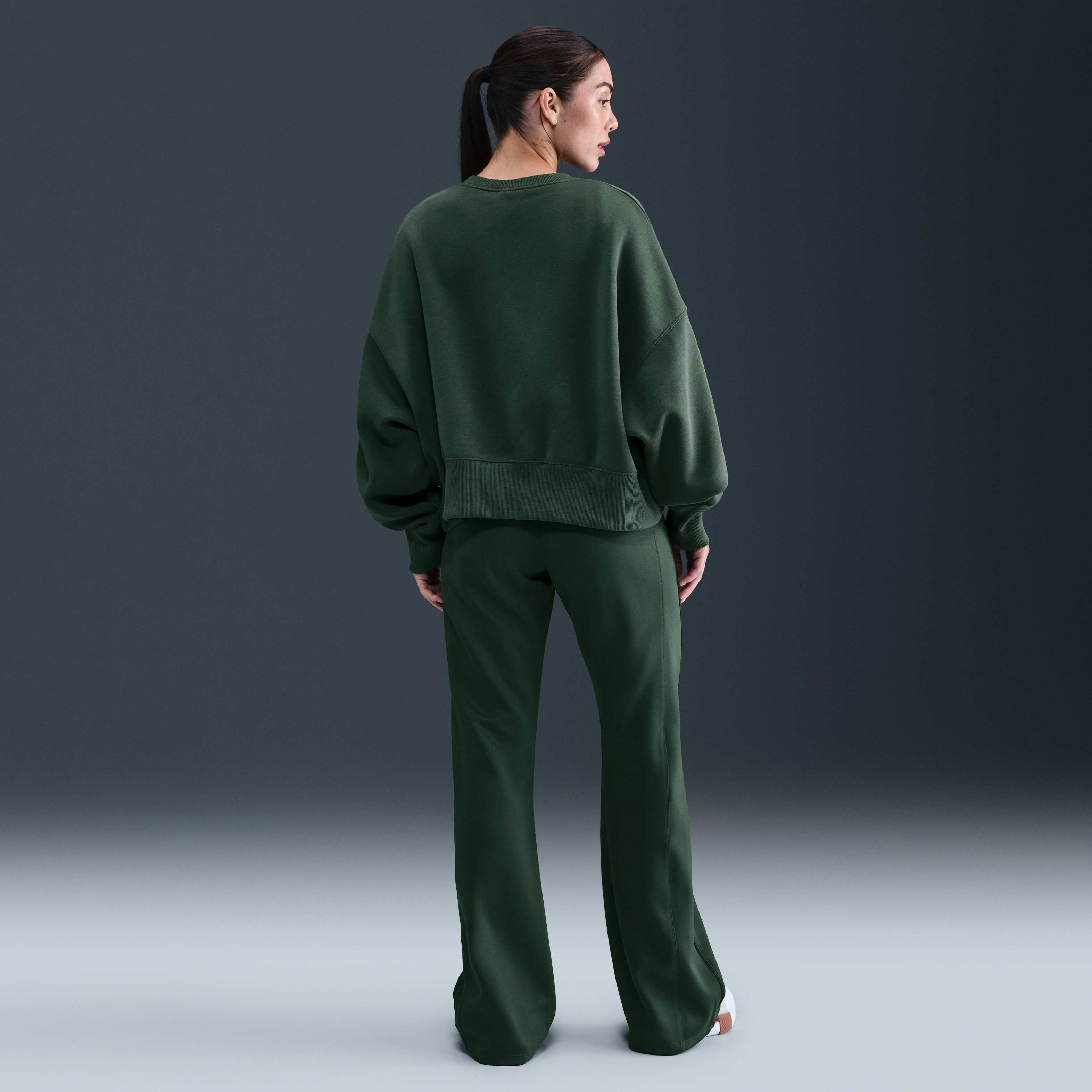 NikeCourt Heritage Phoenix Fleece image number 4