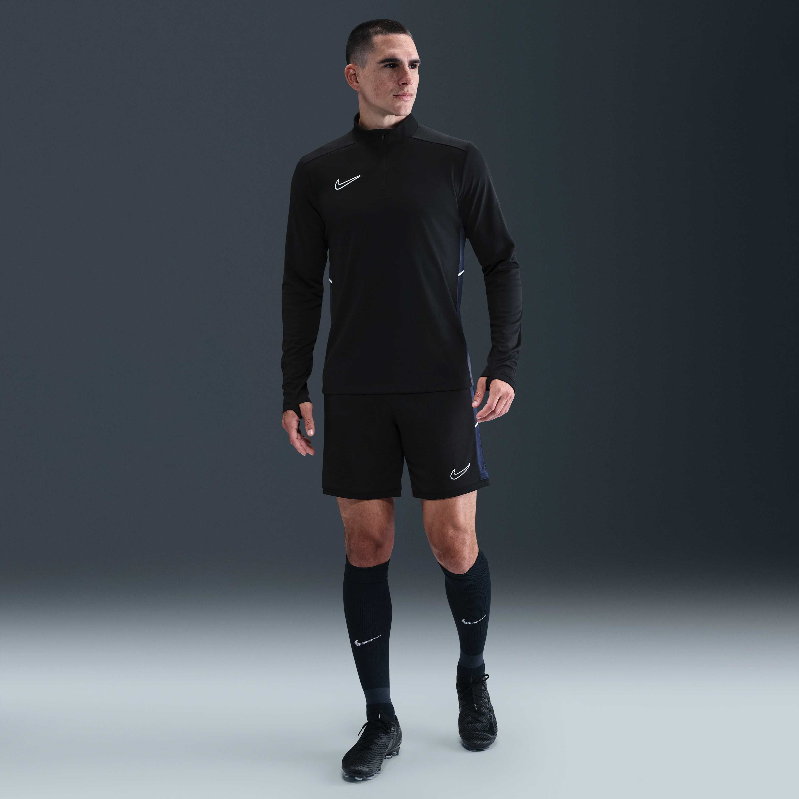 نايكي أكاديمي image number 3