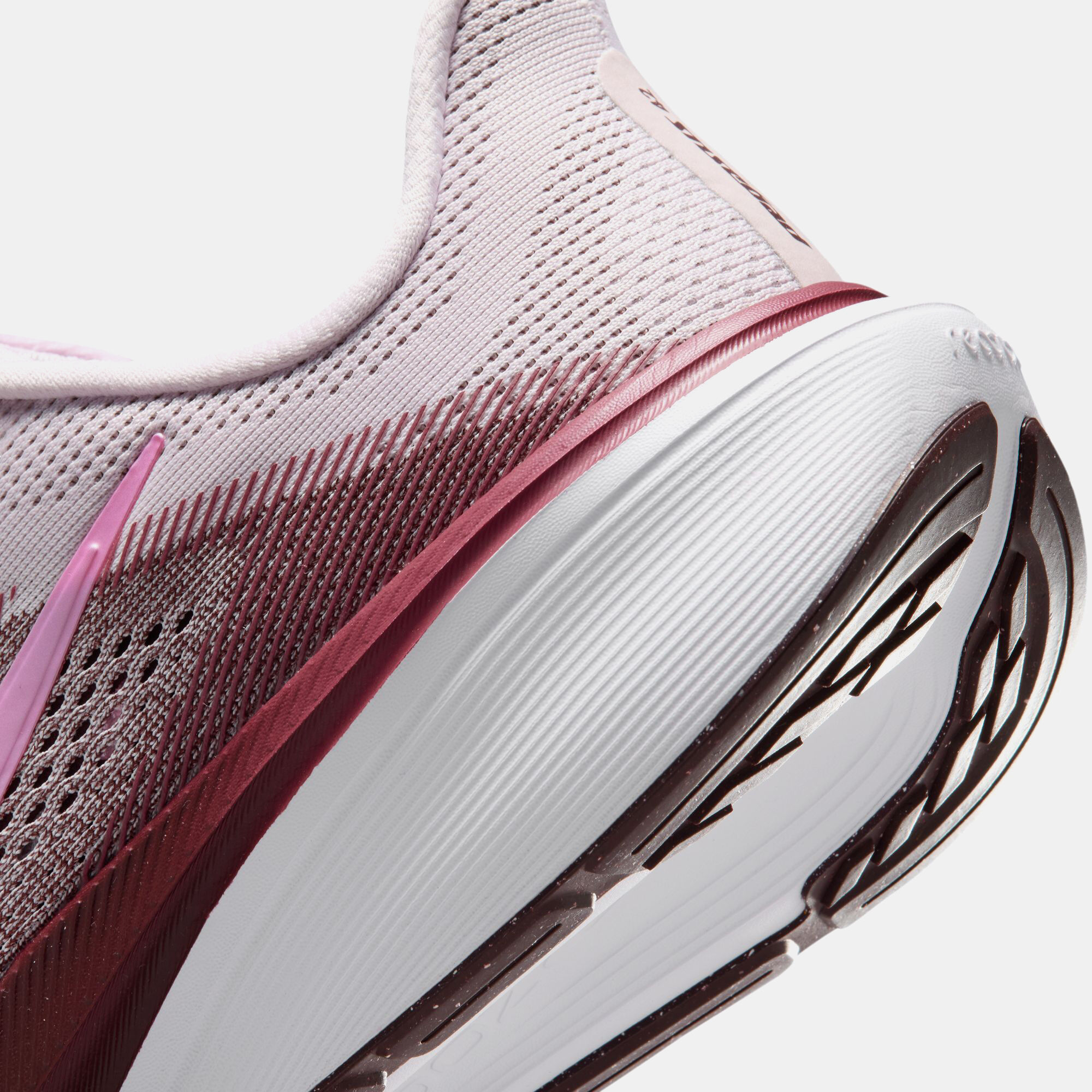 Nike Pegasus 42 image number 10