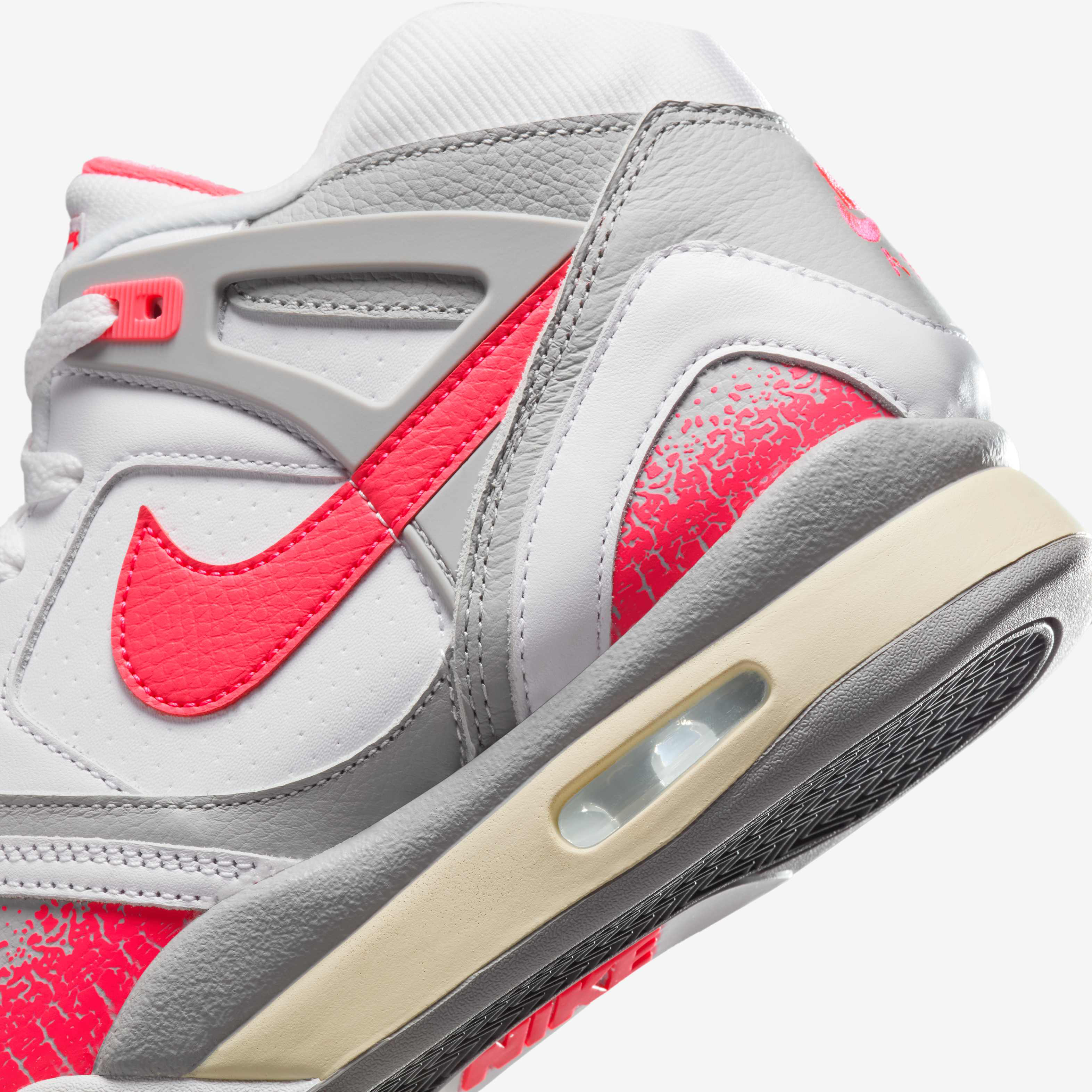 Nike Air Tech Challenge 2 image number 7